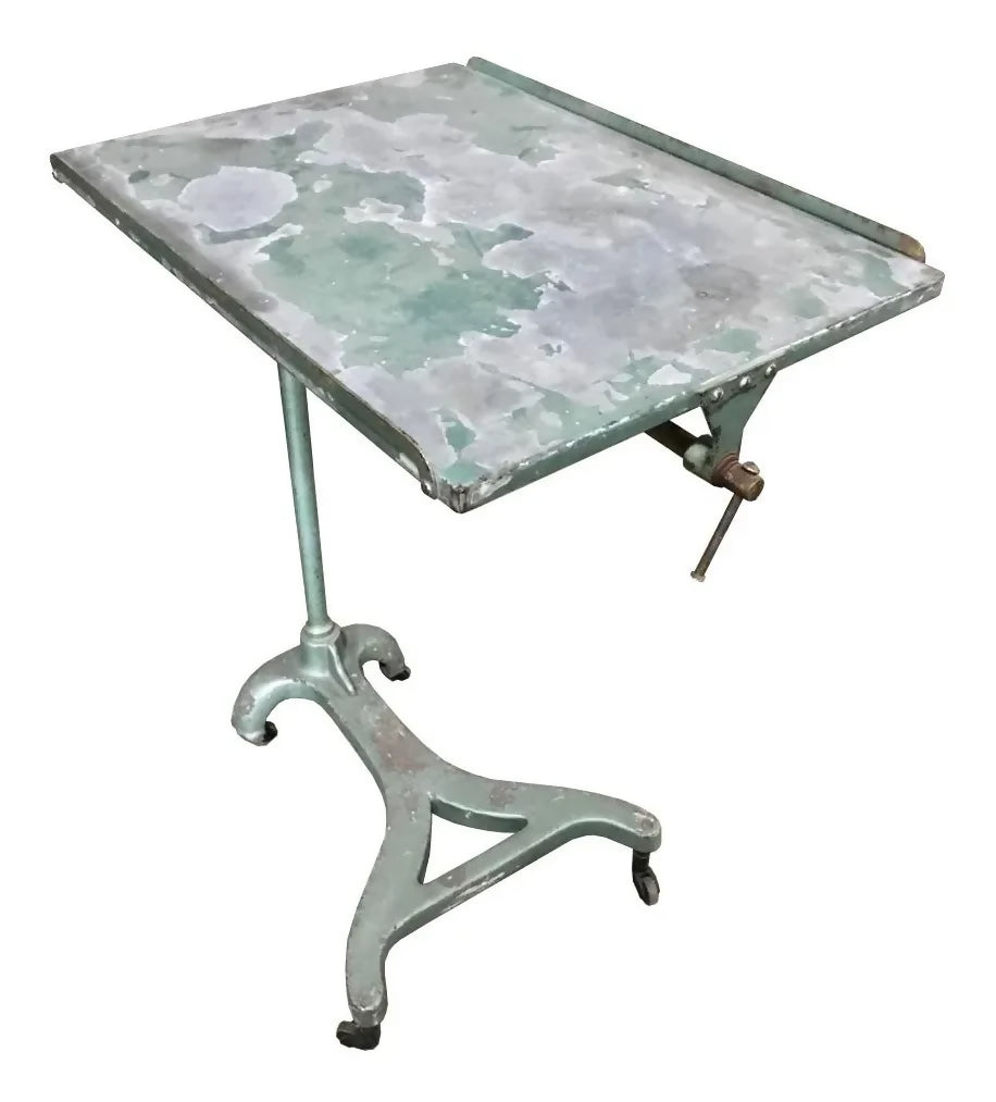 Mesinha antiga de apoio