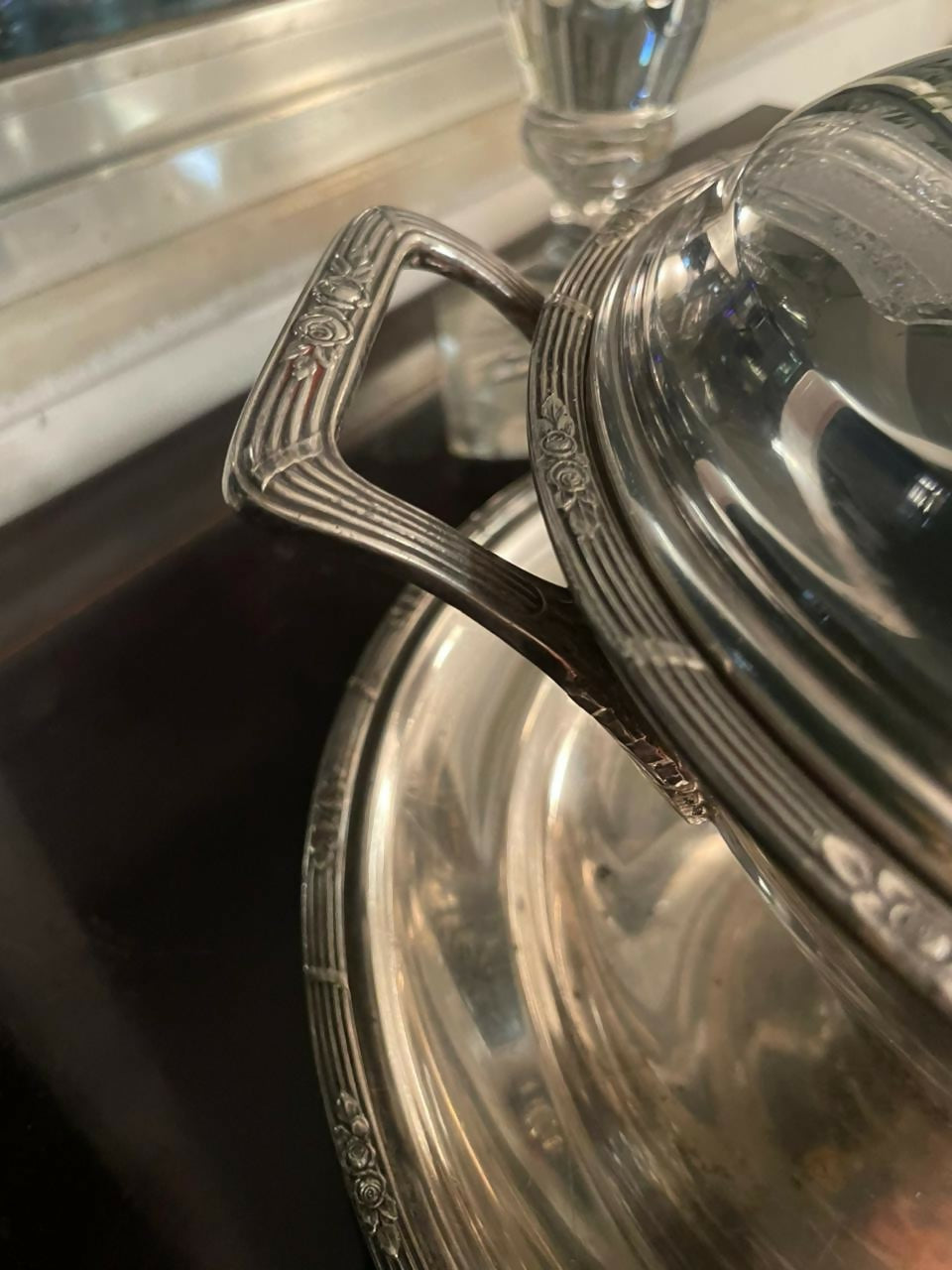 Sopeira com Presentoir em Metal Prateado Wolff (Prata 90)