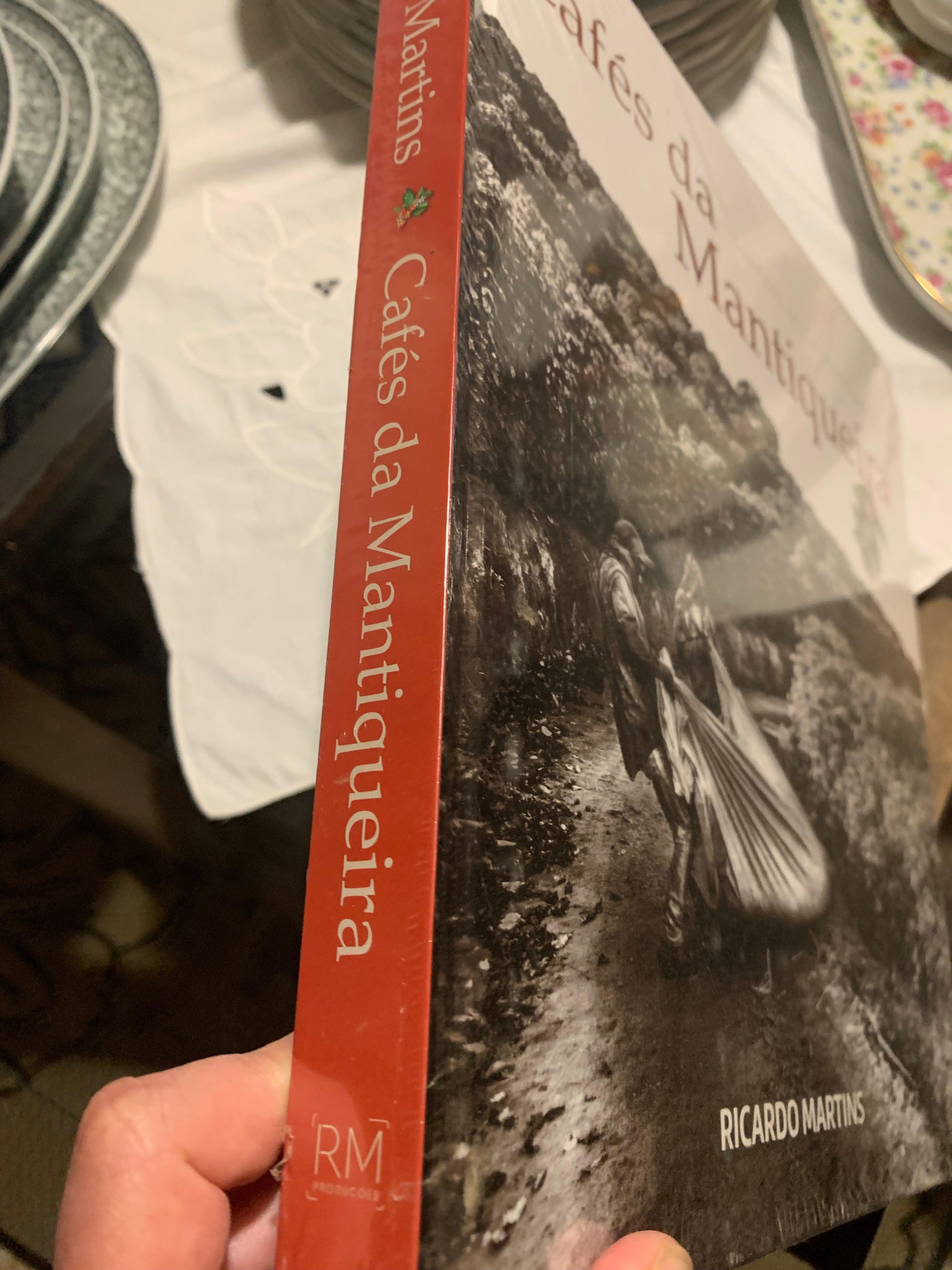 Livro raro Cafés da Mantiqueira Ricardo Martins