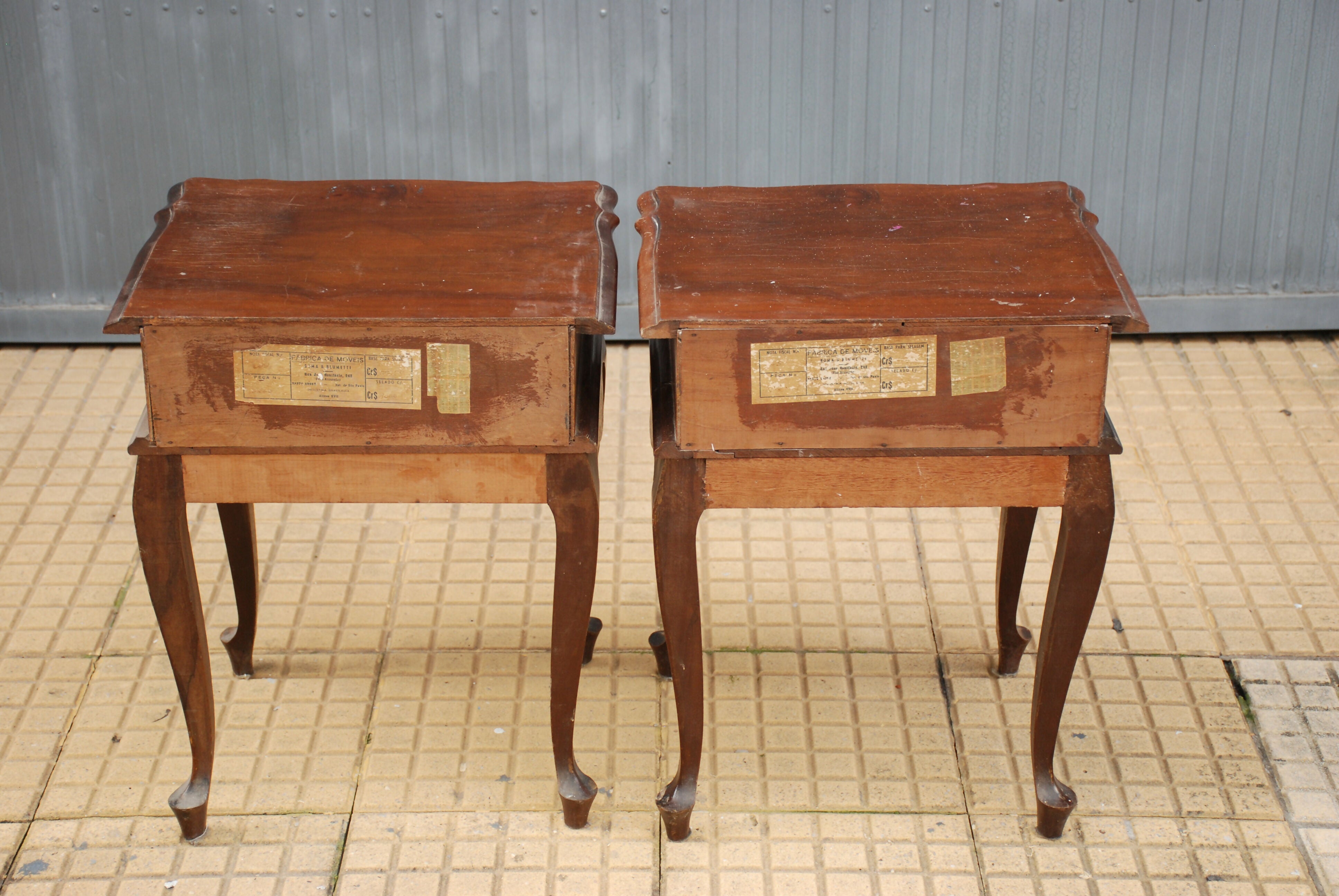 Criado ou mesa de cabeceira em estilo provençal Chippendale ou Luis XV