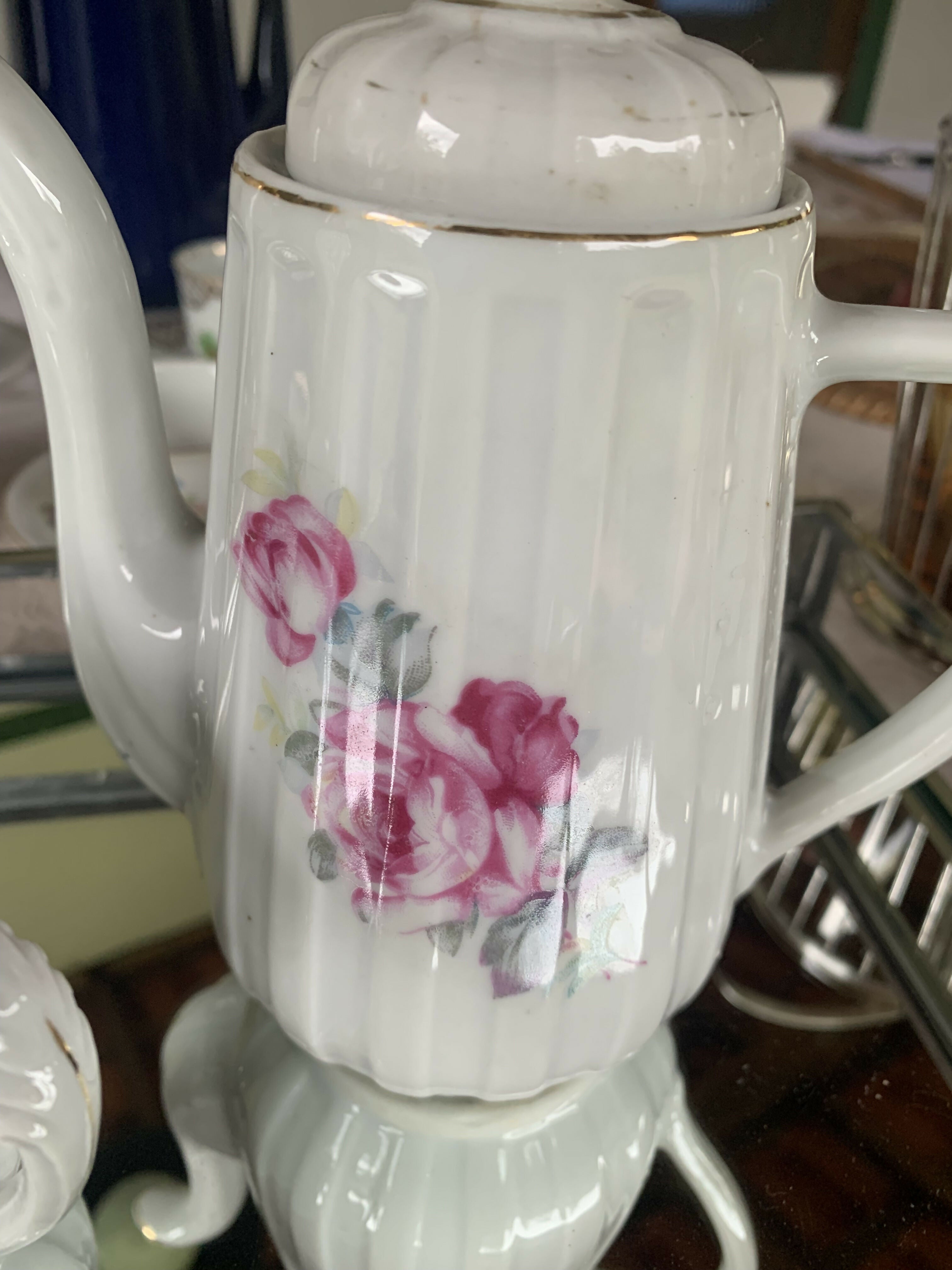 Jogo de bule e leiteira porcelana canelada