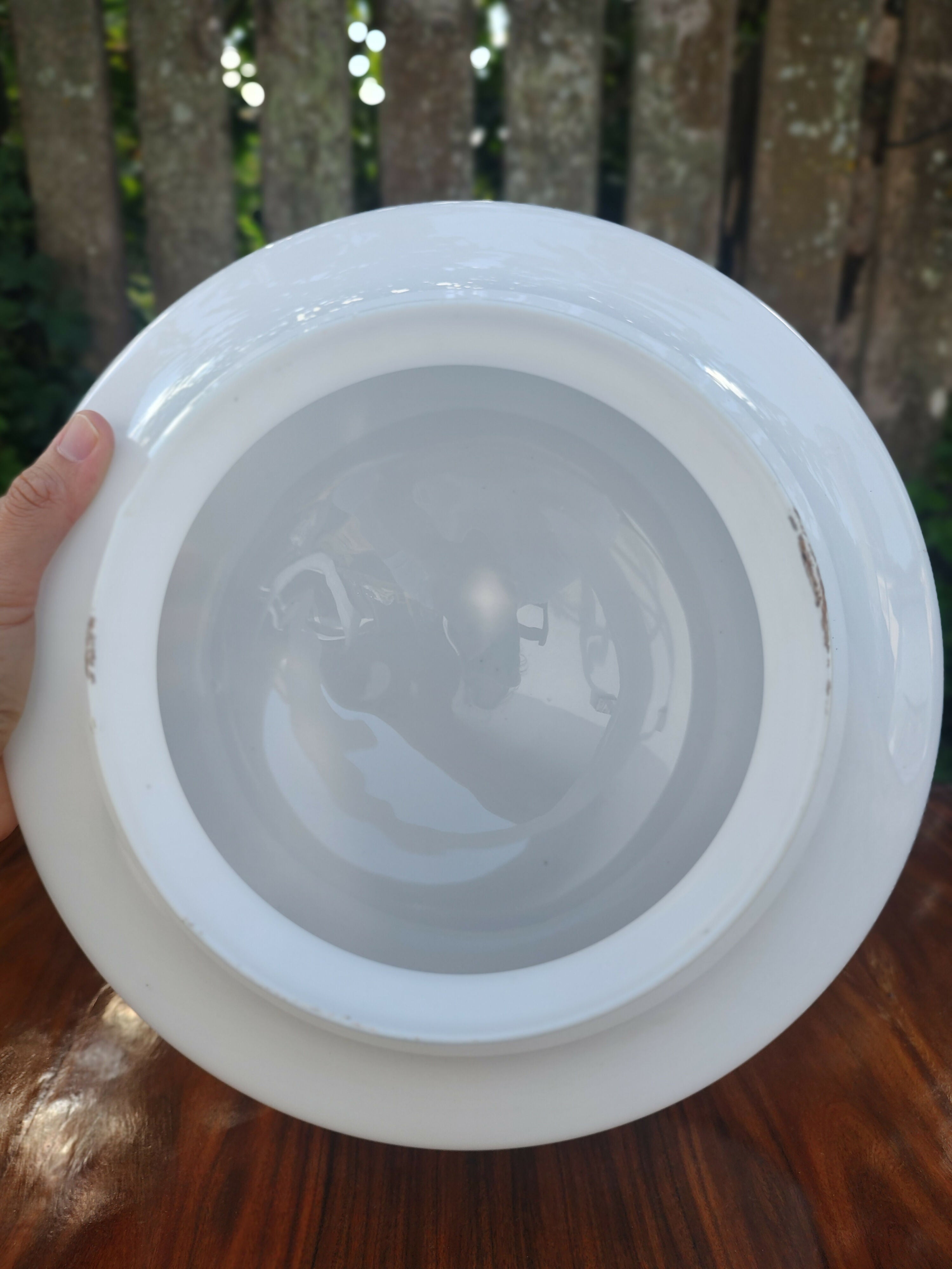 Antiga Cúpula / Lustre / Luminária Bojuda grande em vidro leitoso liso com plafon novo