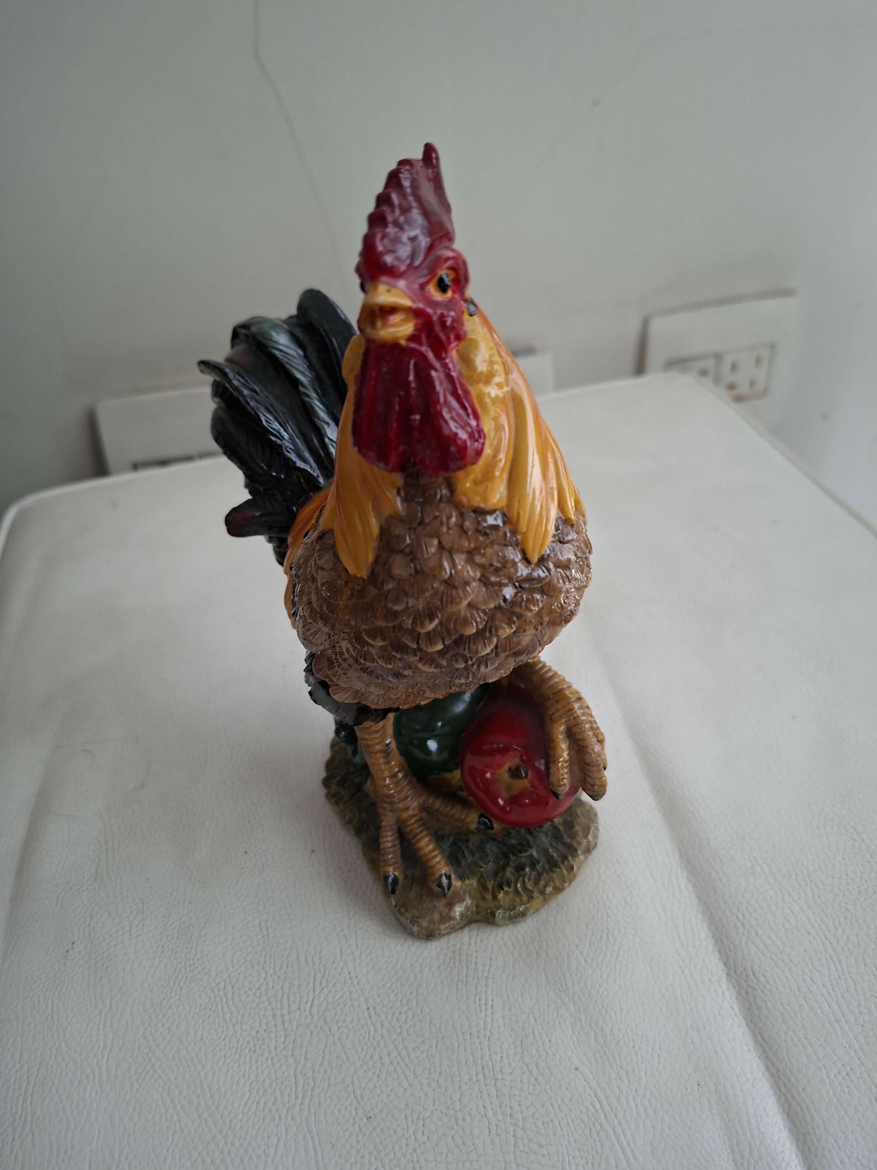 Galo em resina italiana (28cm altura)