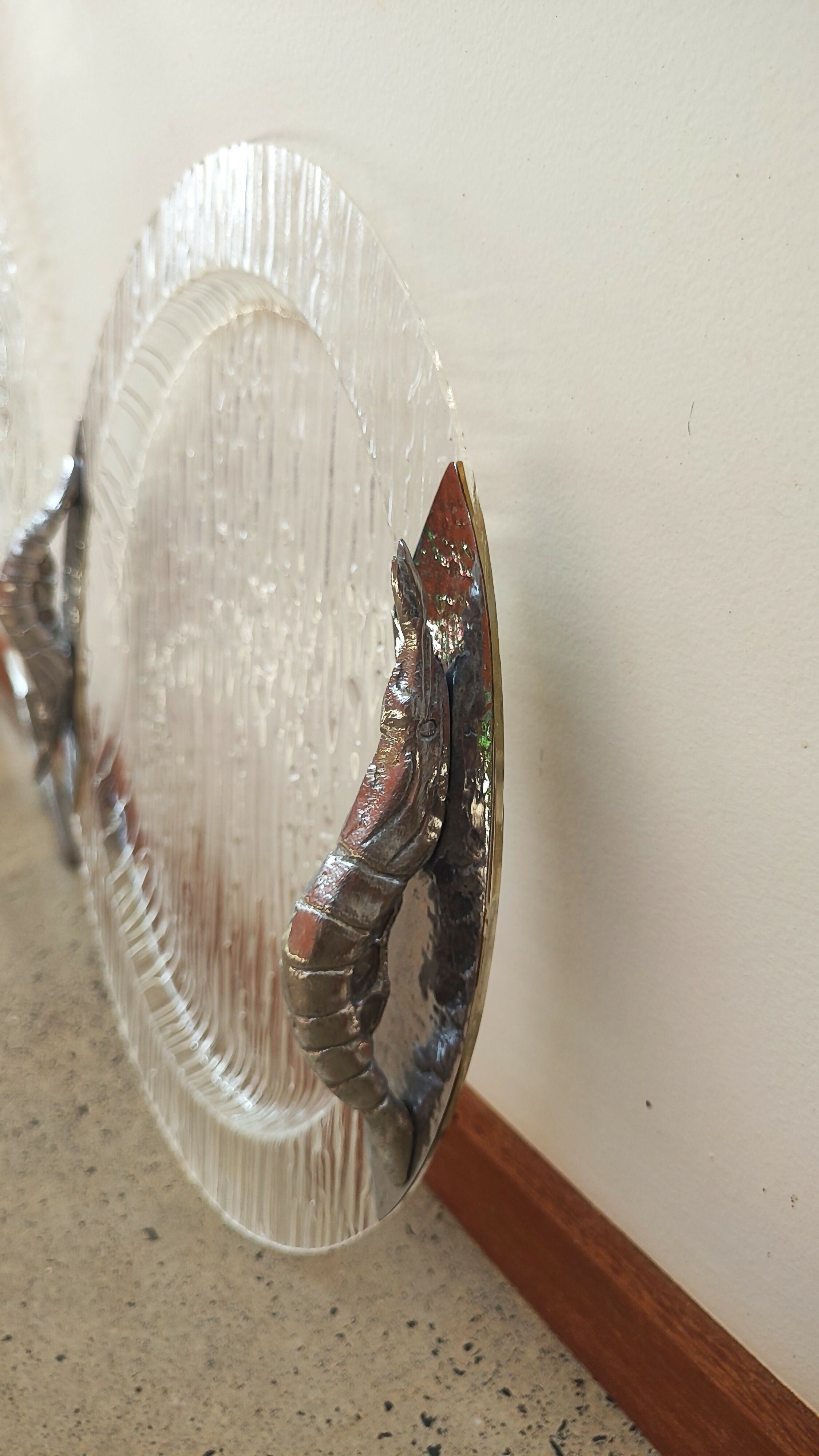 Bandejas em acrílico e alumínio fundido