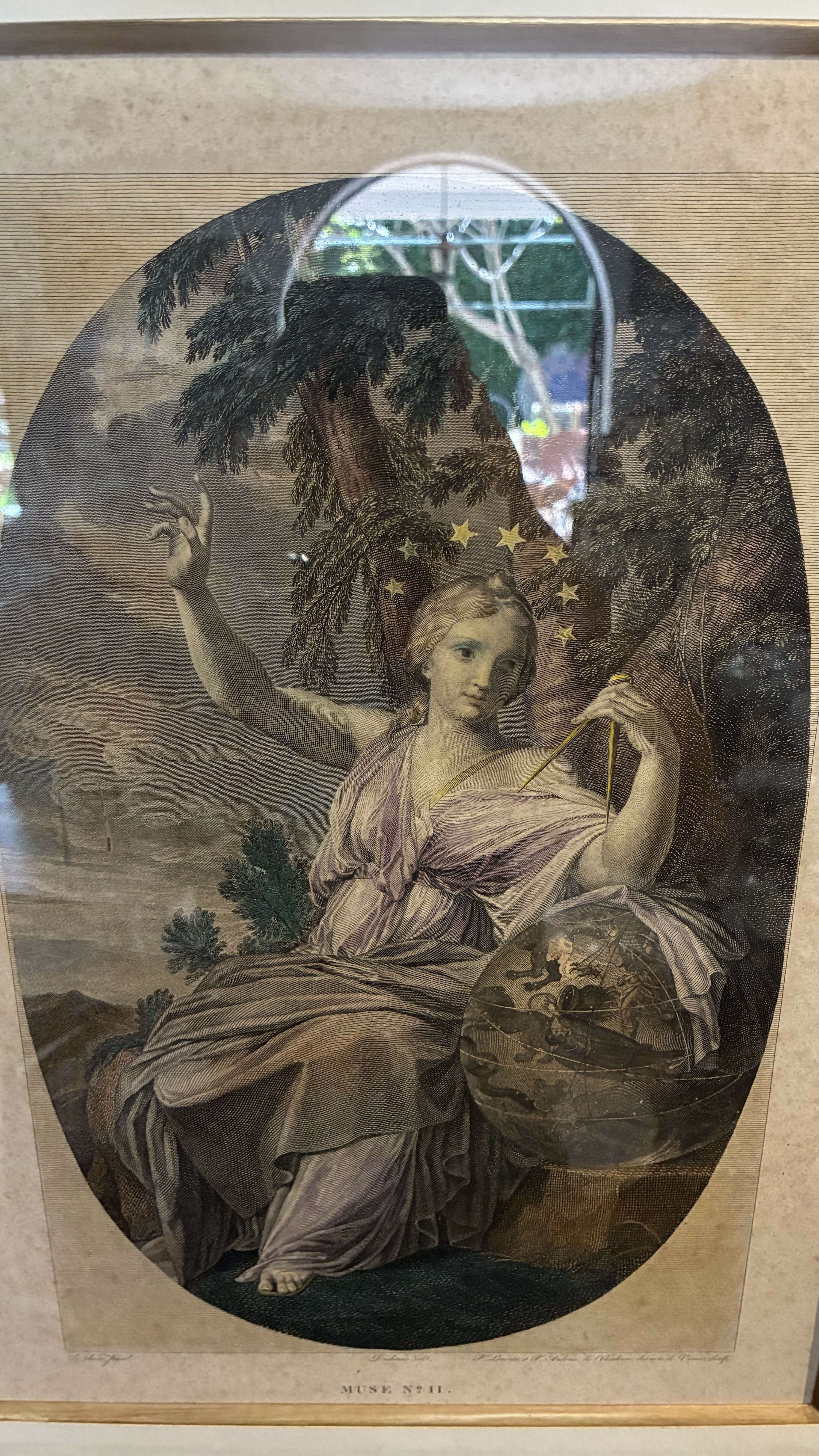 QUADRO COM GRAVURA ANTIGA DE FIGURA FEMININA