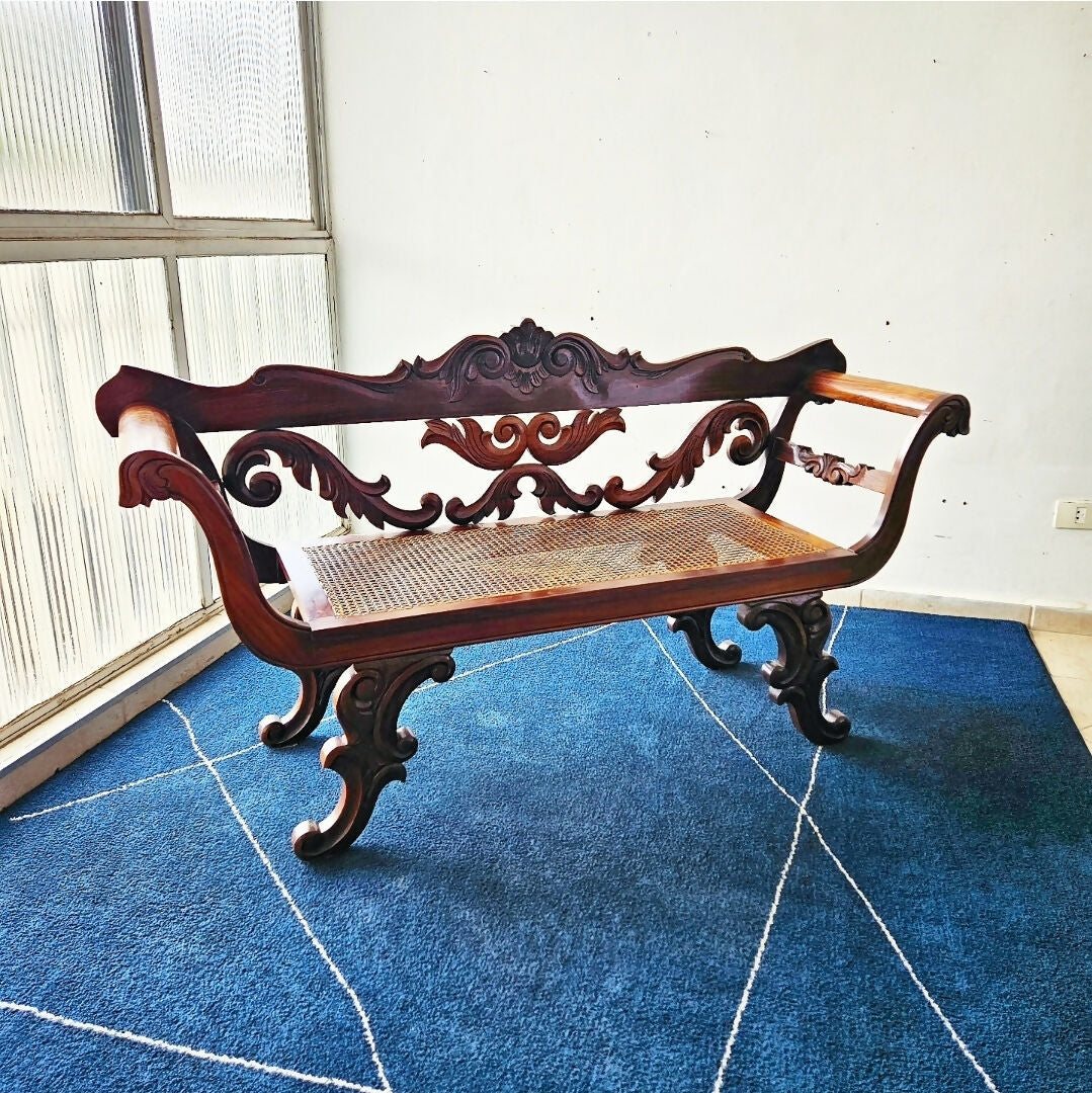 MARQUESA EM JACARANDÁ