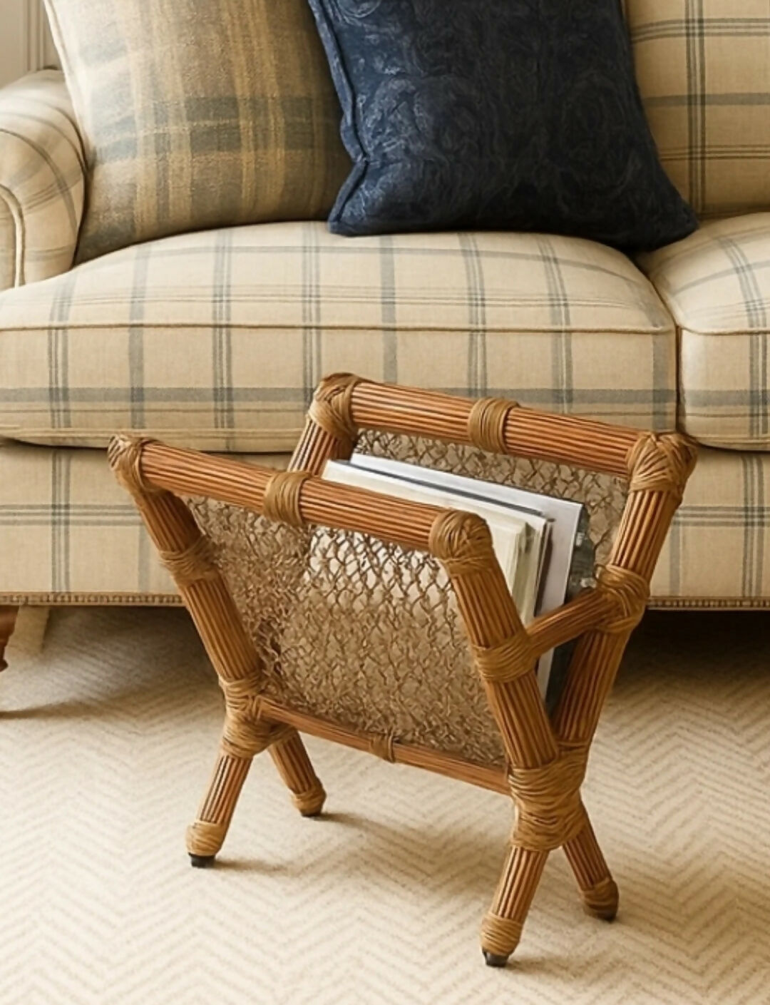 REVISTEIRO EM BAMBU E PALHA (EM 10X SEM JUROS)