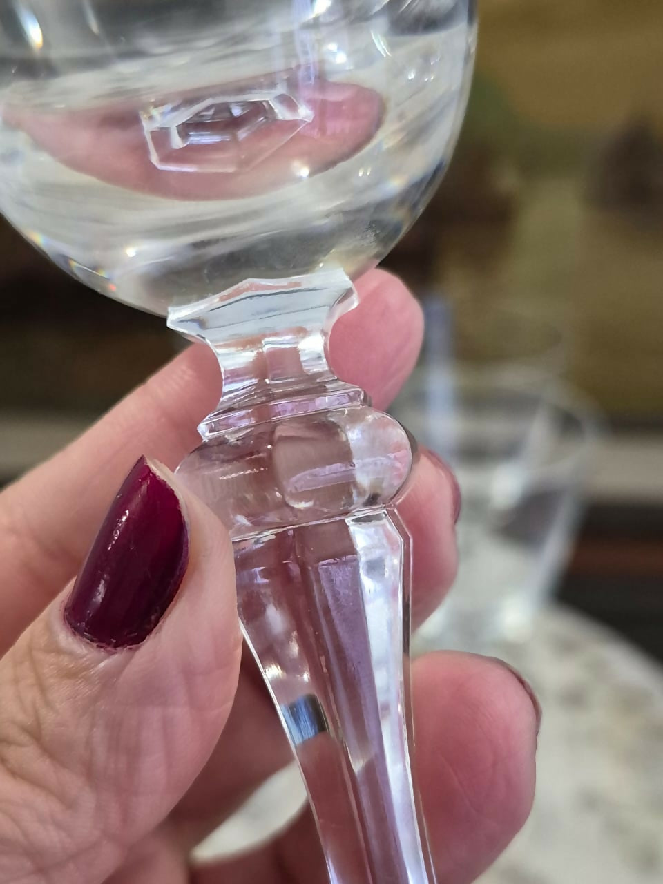 Conjunto com 5 taças em cristal de chumbo finíssimo Strauss, para vinho. Maravilhosas e intactas.