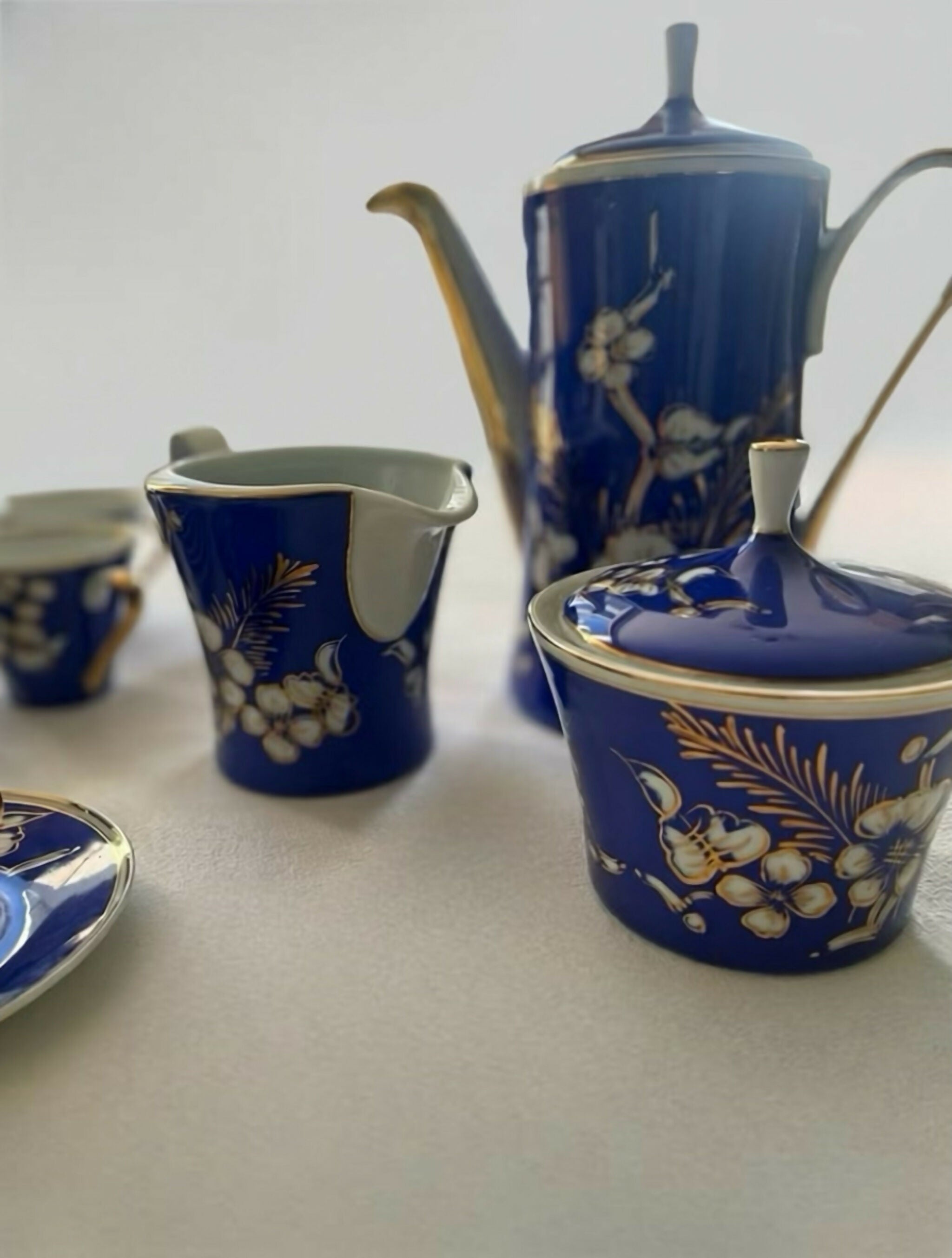 Aparelho de café 15 peças - Porcelana Real em azul cobalto