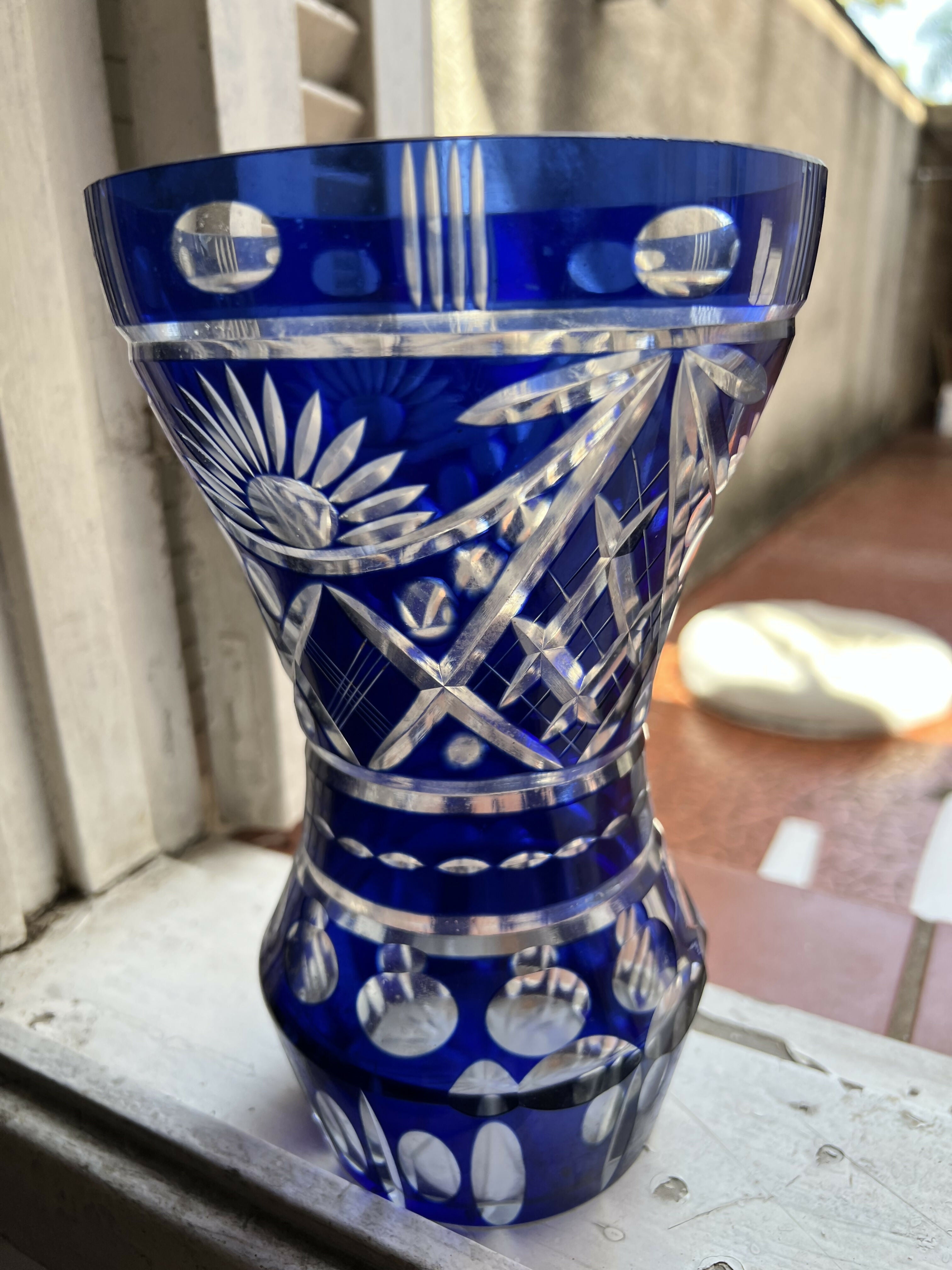 Antigo Vaso em Cristal Tcheco Azul