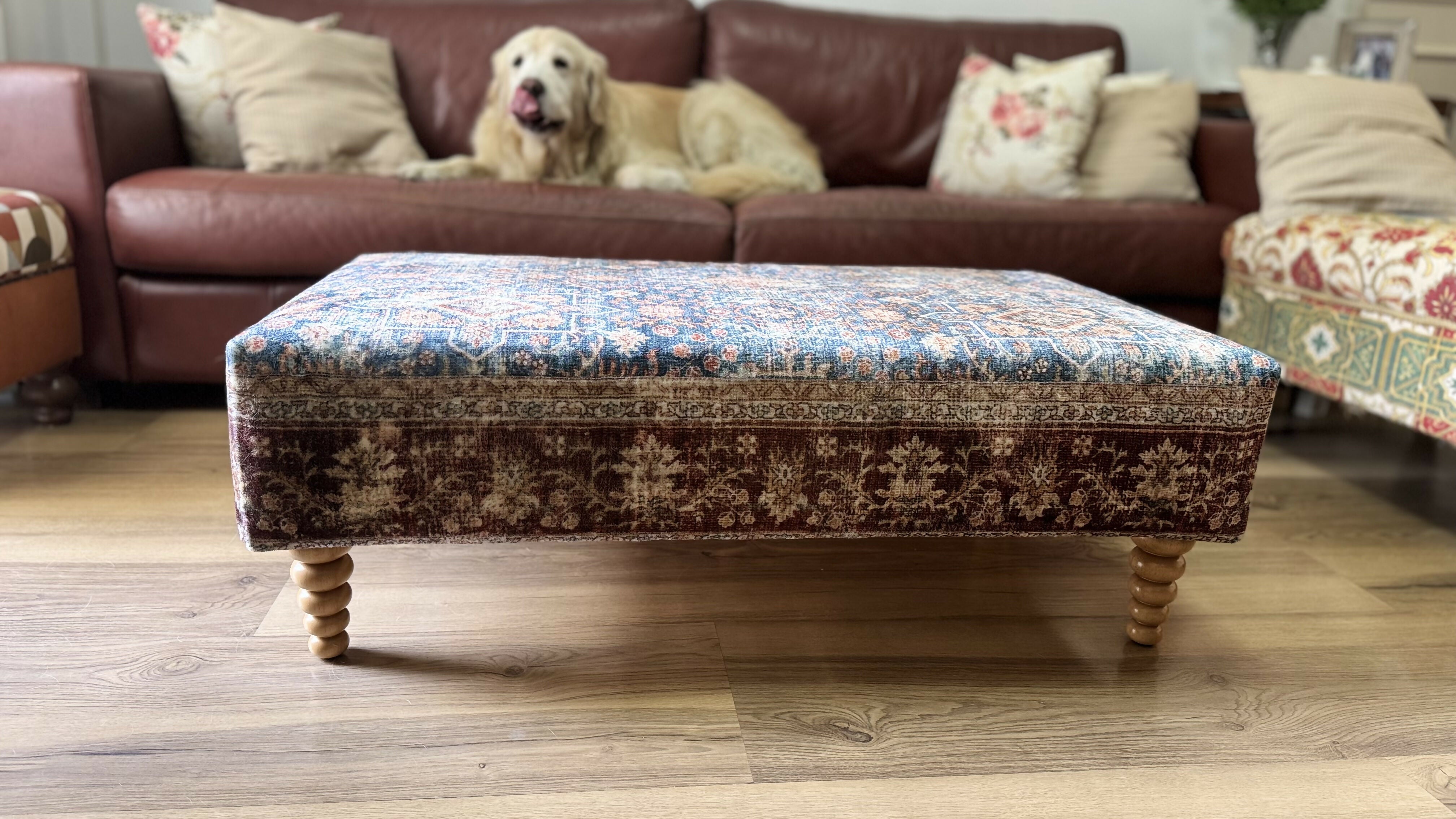 Pufe / mesa de centro / apoio para pés