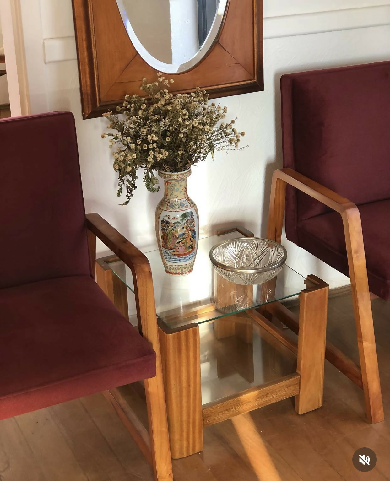 Poltronas Vamdrup Stolefabrik, modelo dinamarquês dos anos 60 com estofado vinho