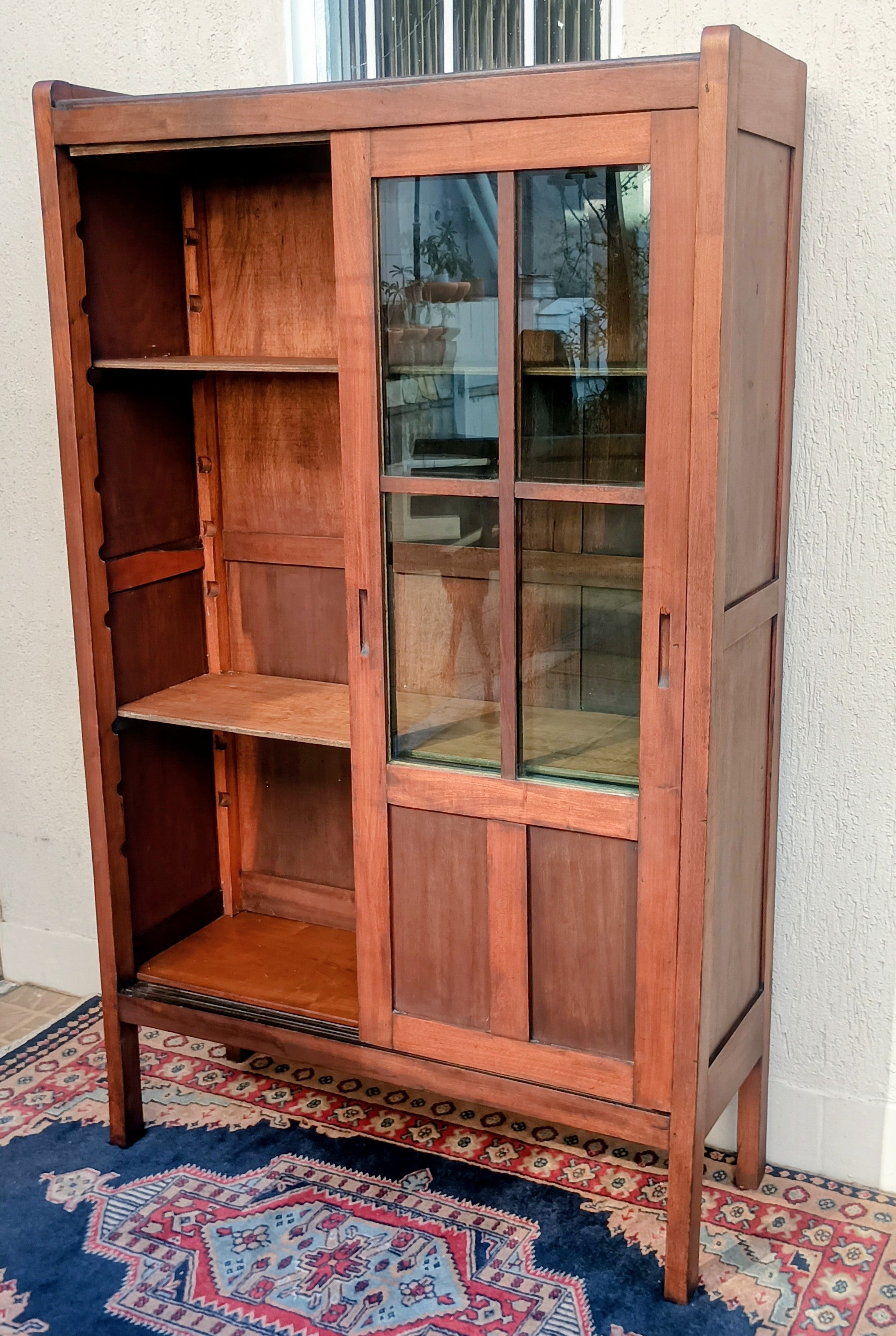Cristaleira / Vitrine Antiga / Livreiro em Peroba Maciça – Estilo Arts &amp; Crafts / Mission – Décadas de 1920/30