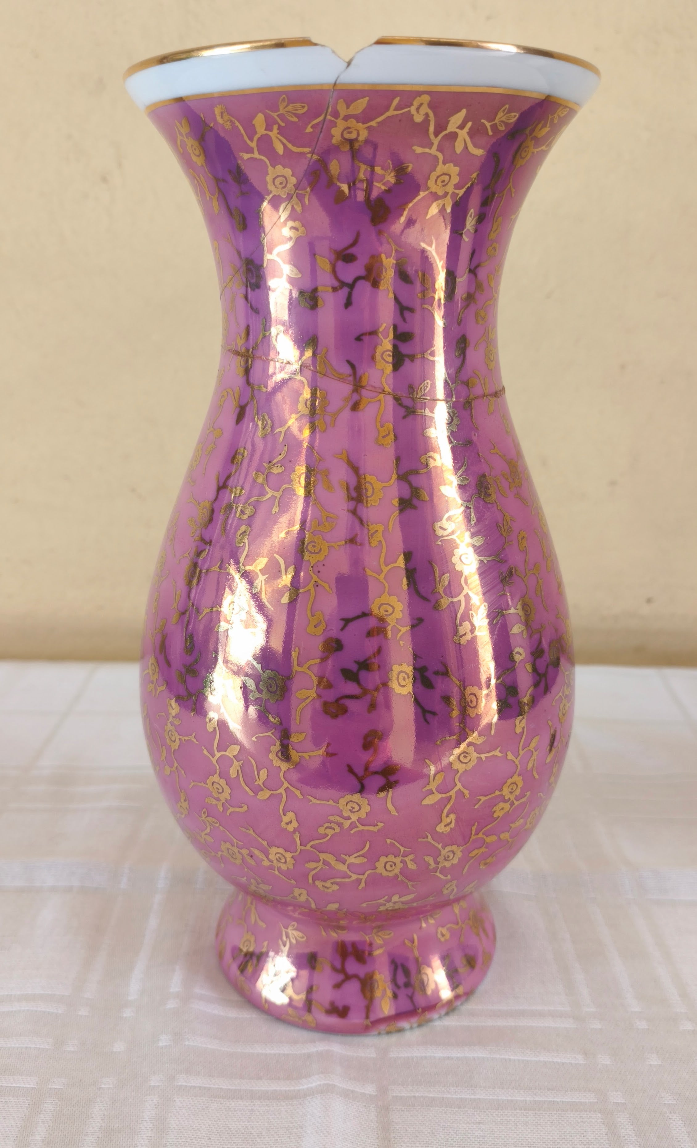 Vaso em porcelana Real