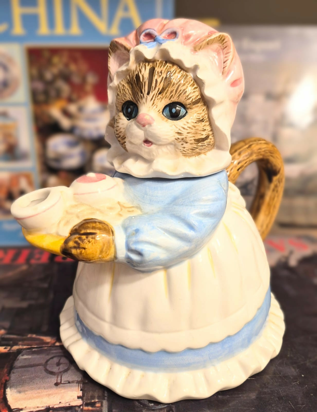 Bule em cerâmica vintage Heritage Mint, anos 90, em forma de gatinha. Uma graça!