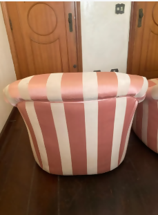 Par de Poltronas Listradas Retrô Elegantes Rosa &amp; Creme| Peças de Destaque na Decoração