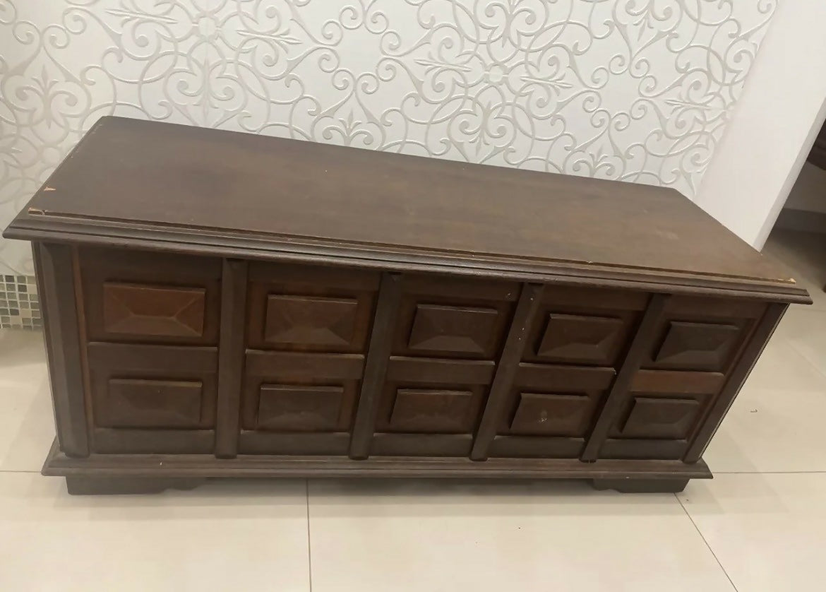 Antigo Baú de Madeira