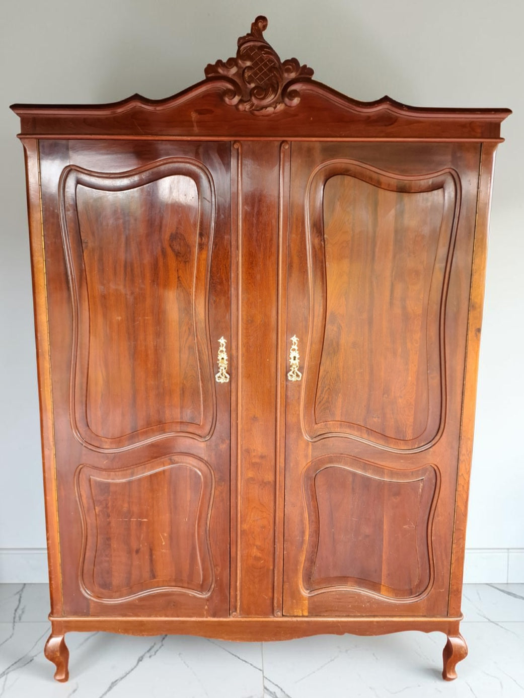 Roupeiro / Guarda-roupa Imbuia Maciça de 1959