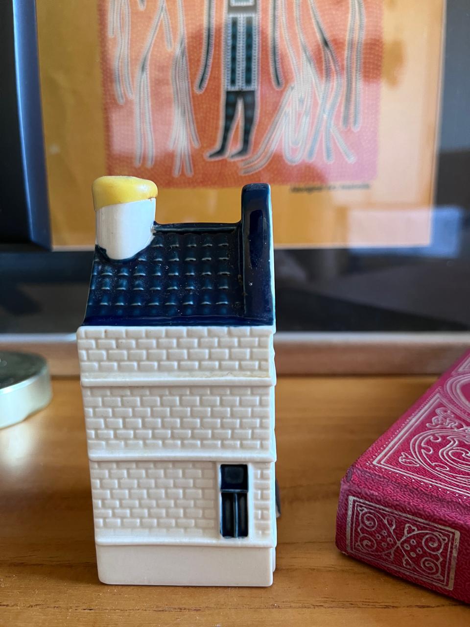 Casinha KLM nº 40 – Miniatura Delft Blue