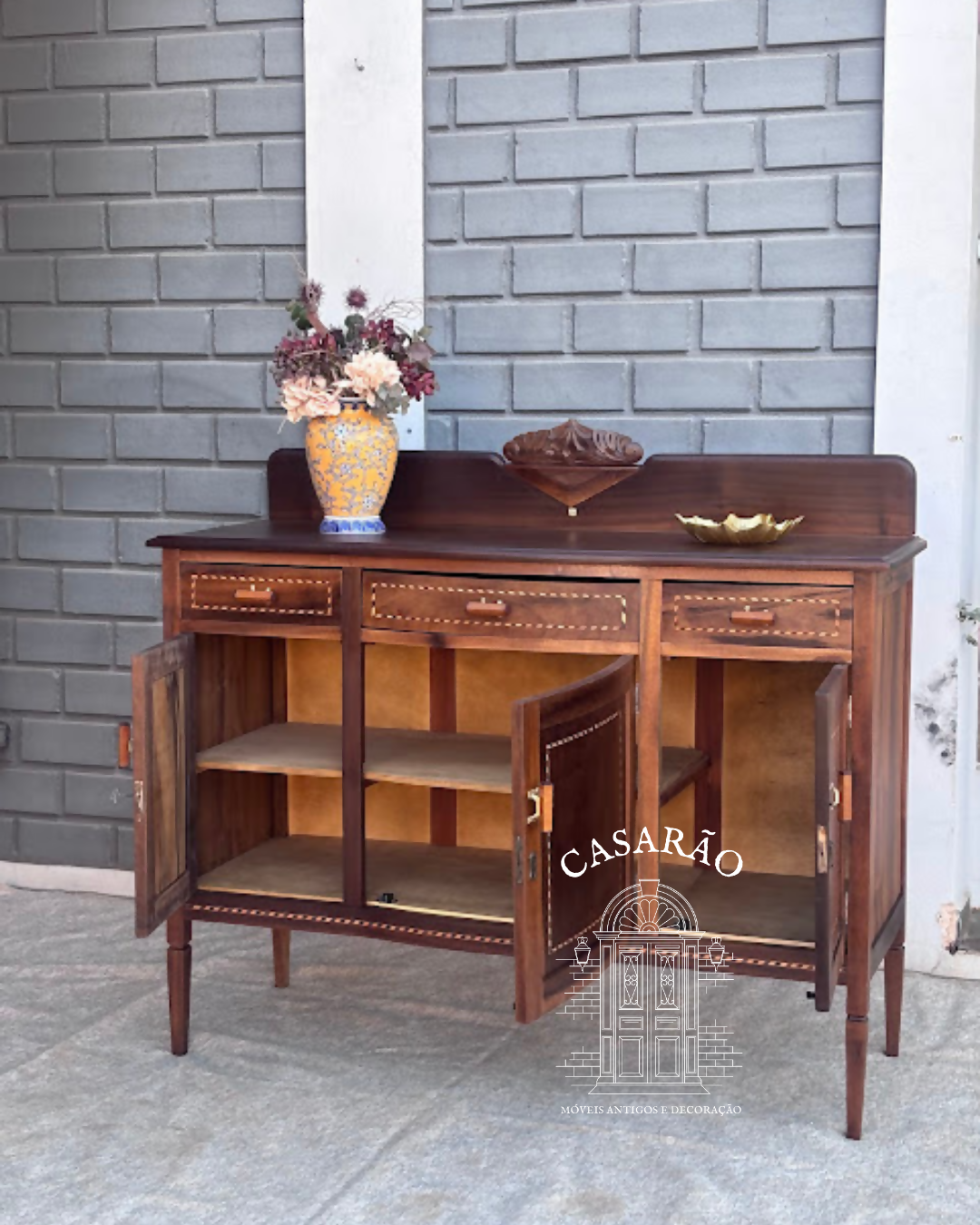 Buffet/ balcão/ aparador marchetaria