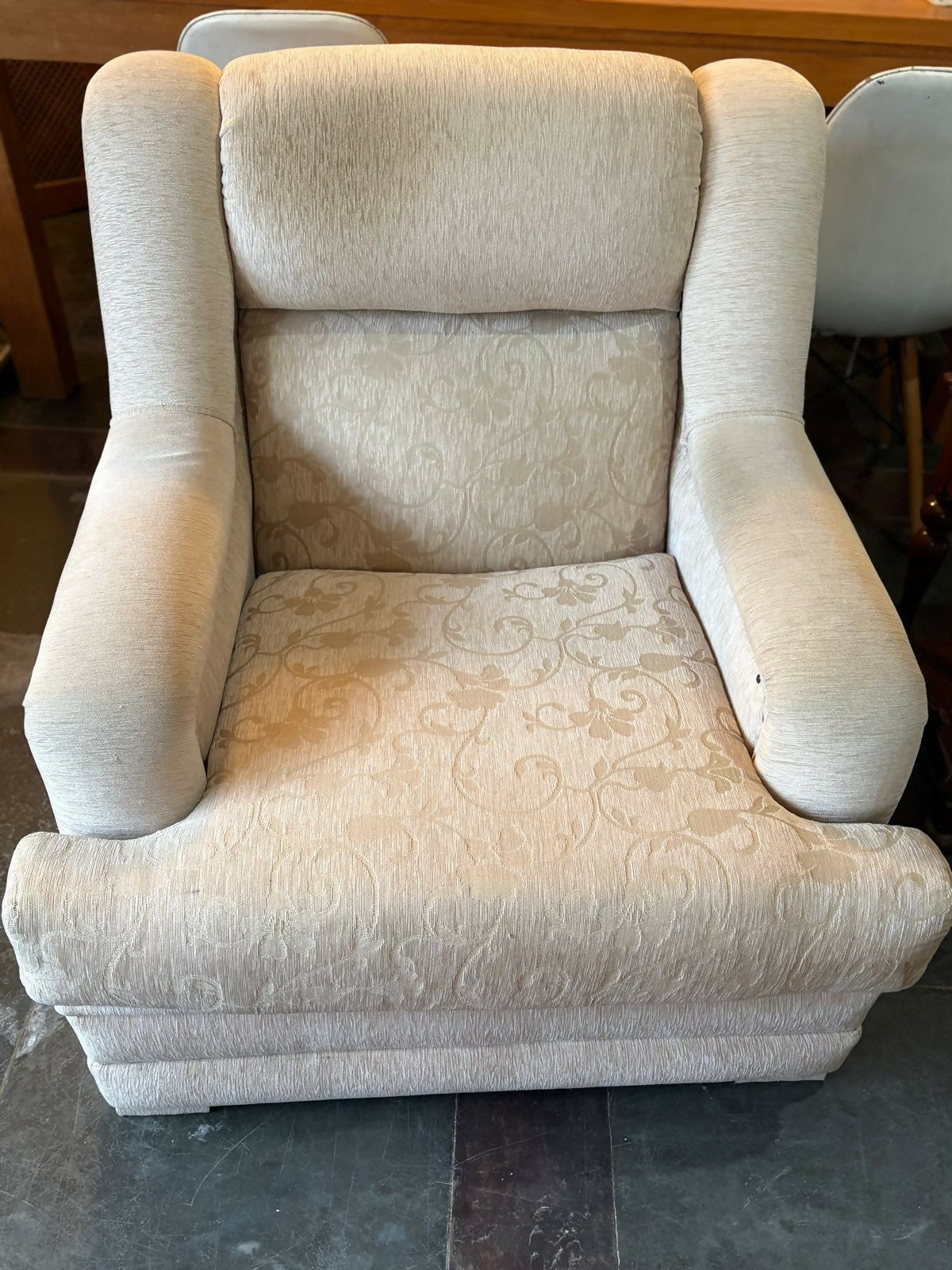 Conjunto de Sofás em Jacquard – 4, 2 e 1 lugar