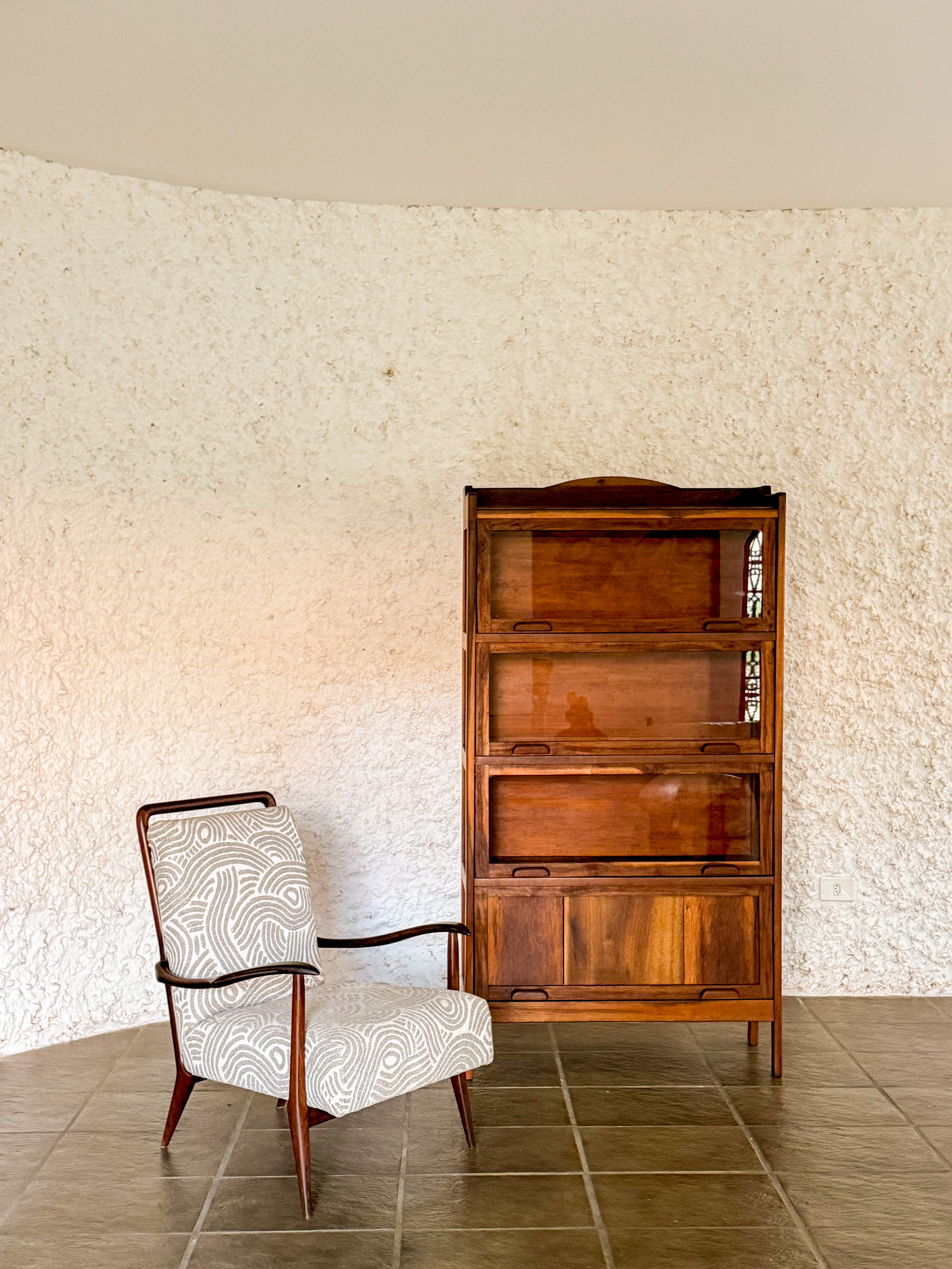 Livreiro Basculante Miele anos 60 - restaurado