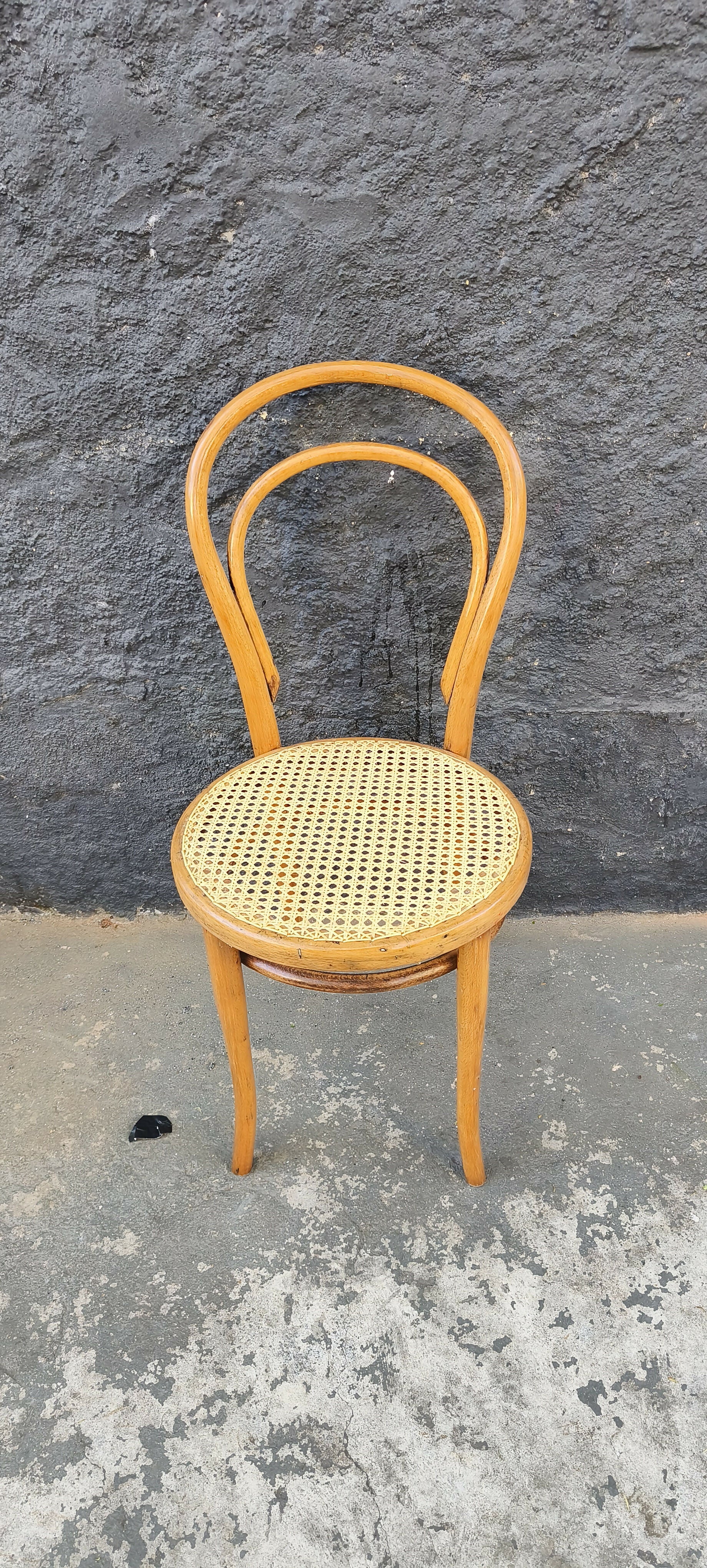 Rarissimo Par de Cadeiras Thonet nº14 em palhinha