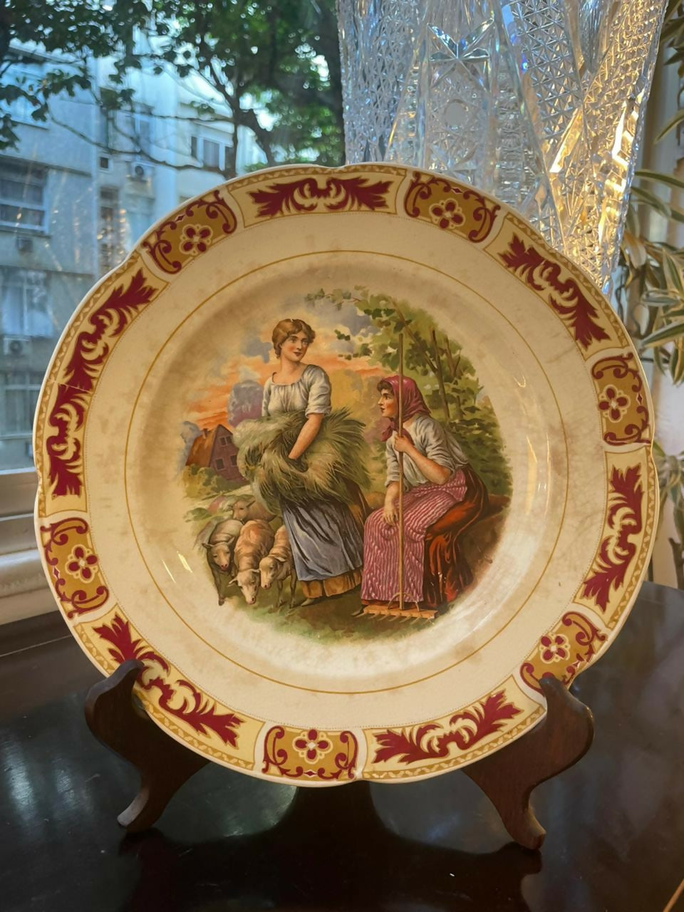 Prato Medalhão em Faiança Inglesa com Cena Pastoril Woods & Sons