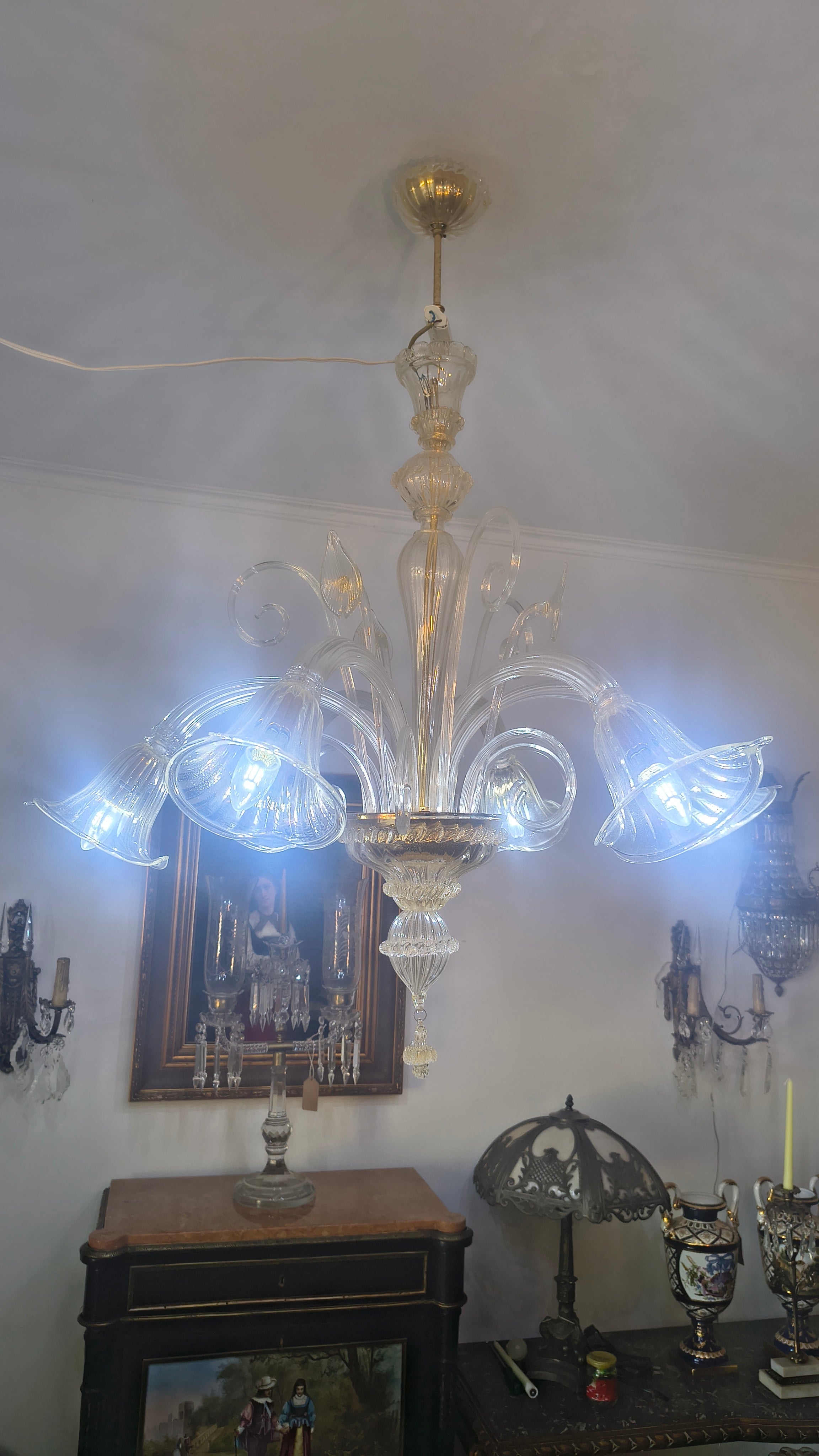 Lustre Italiano ao estilo veneziano em Murano com pó de ouro