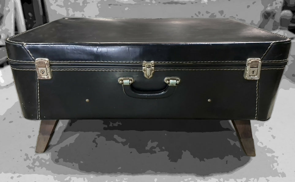 Mesinha de centro customizada - Mala de couro antiga