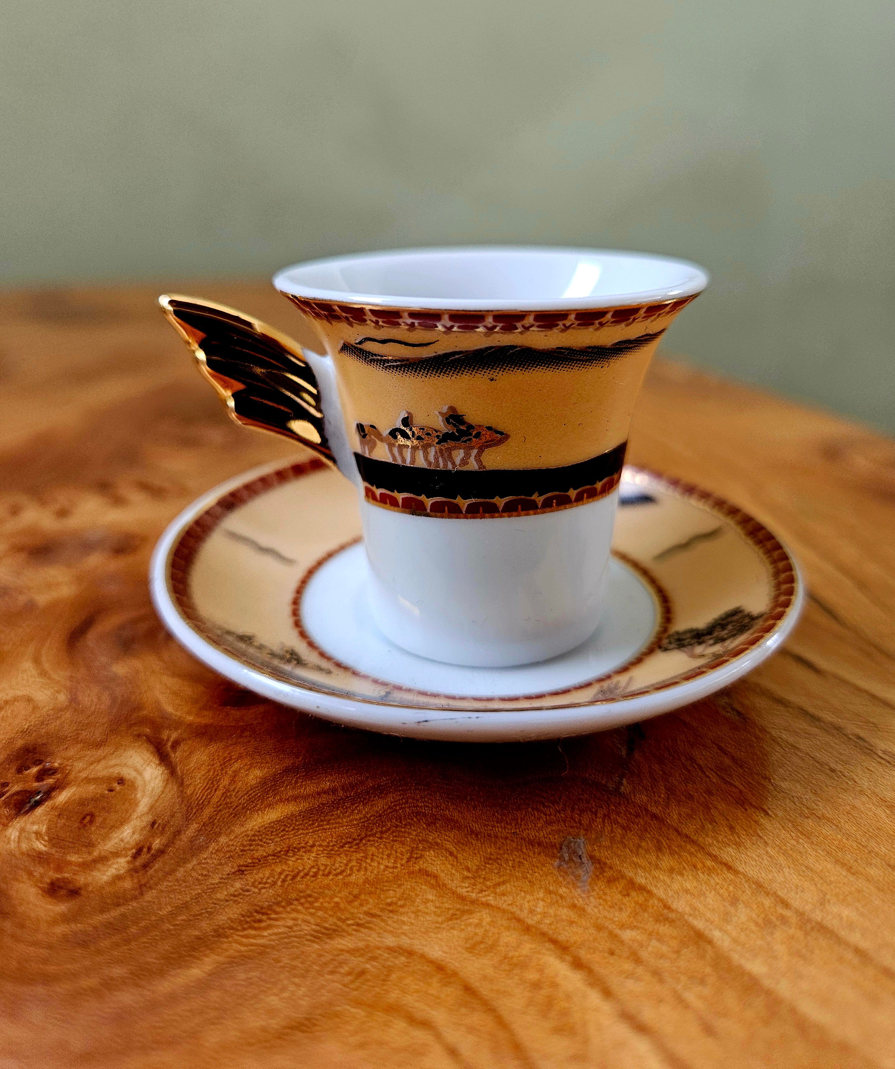 Mini xícaras de Café Demitasse - Alças de Asas Douradas - Conjunto