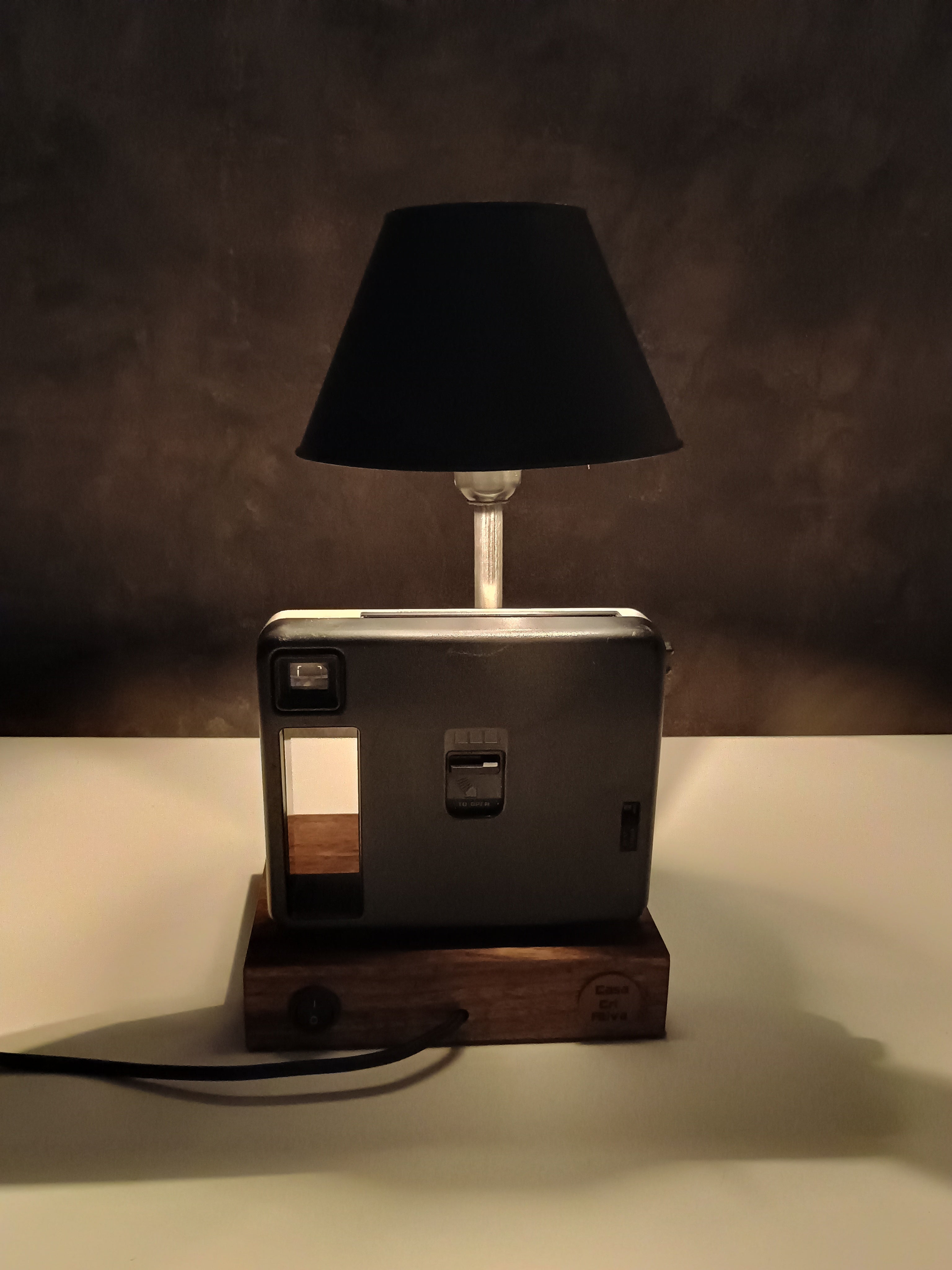 Luminária Kodak Instantânea