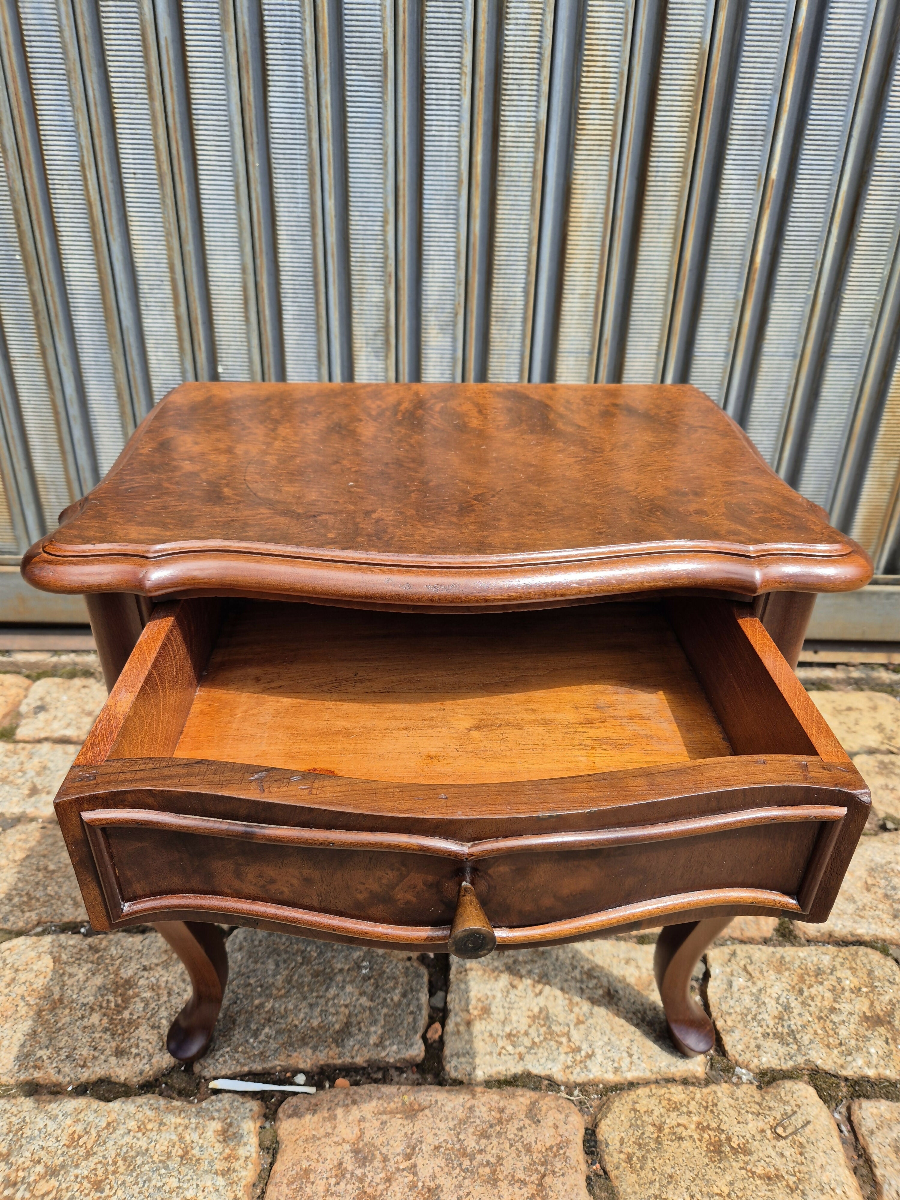 Móvel de cabeceira / criado Provençal