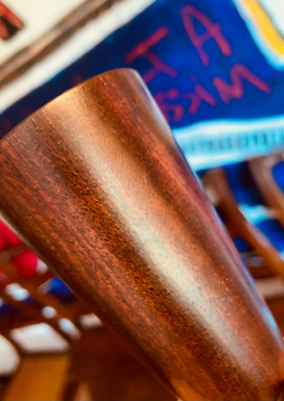 Pequeno Castiçal em Jacarandá (DMPS_058)