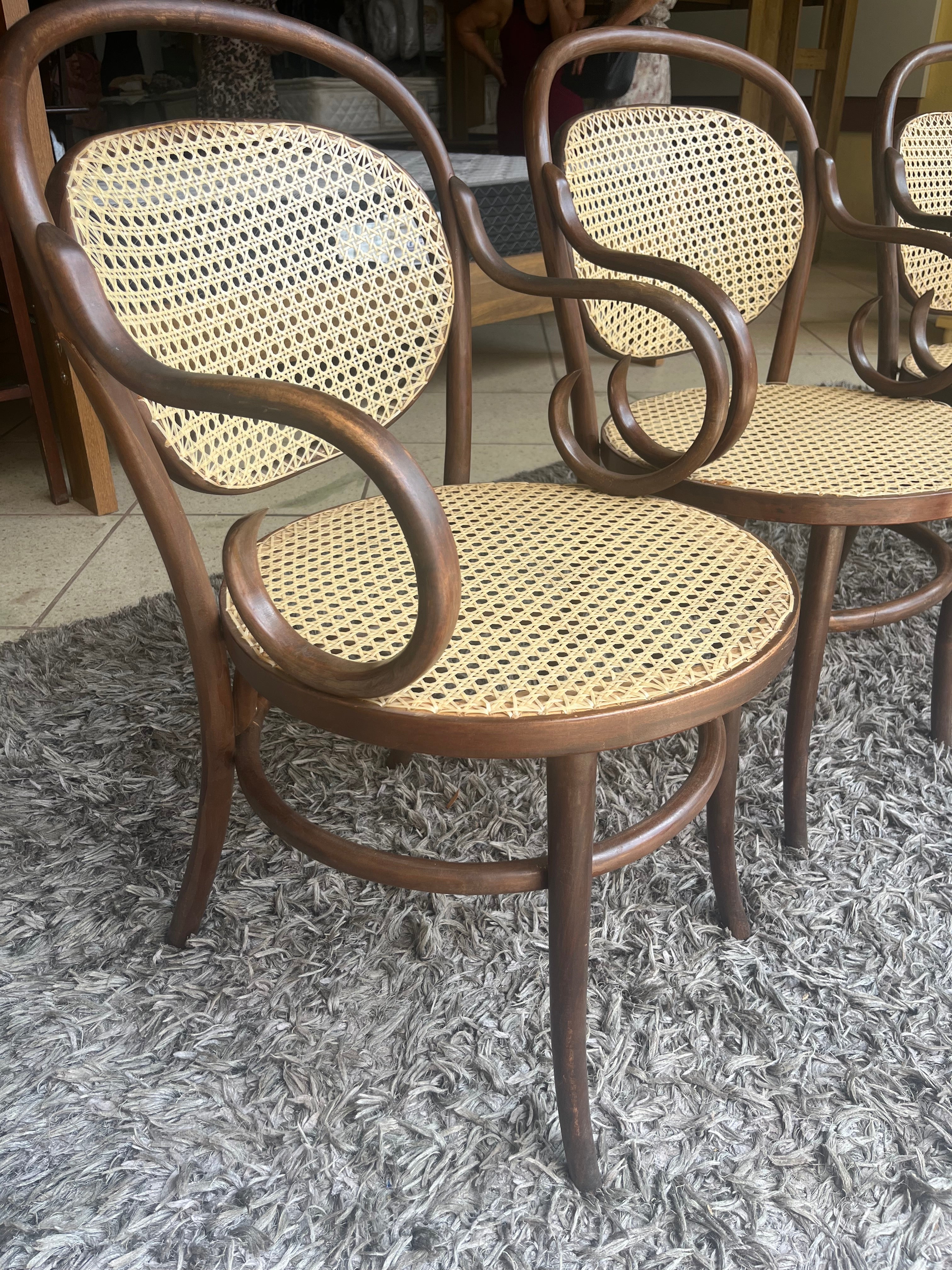 CADEIRAS THONART MODELO PANAMÁ COM SELO DE ORIGINALIDADE