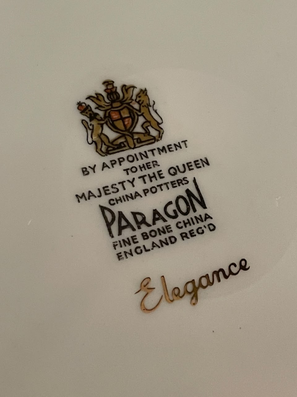 Bone China - 4 pratos ingleses Paragon em porcelana fina de ossos
