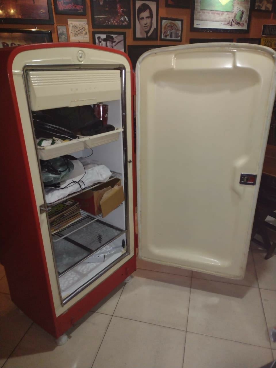 Geladeira Philco - Década de 60 (sem motor)