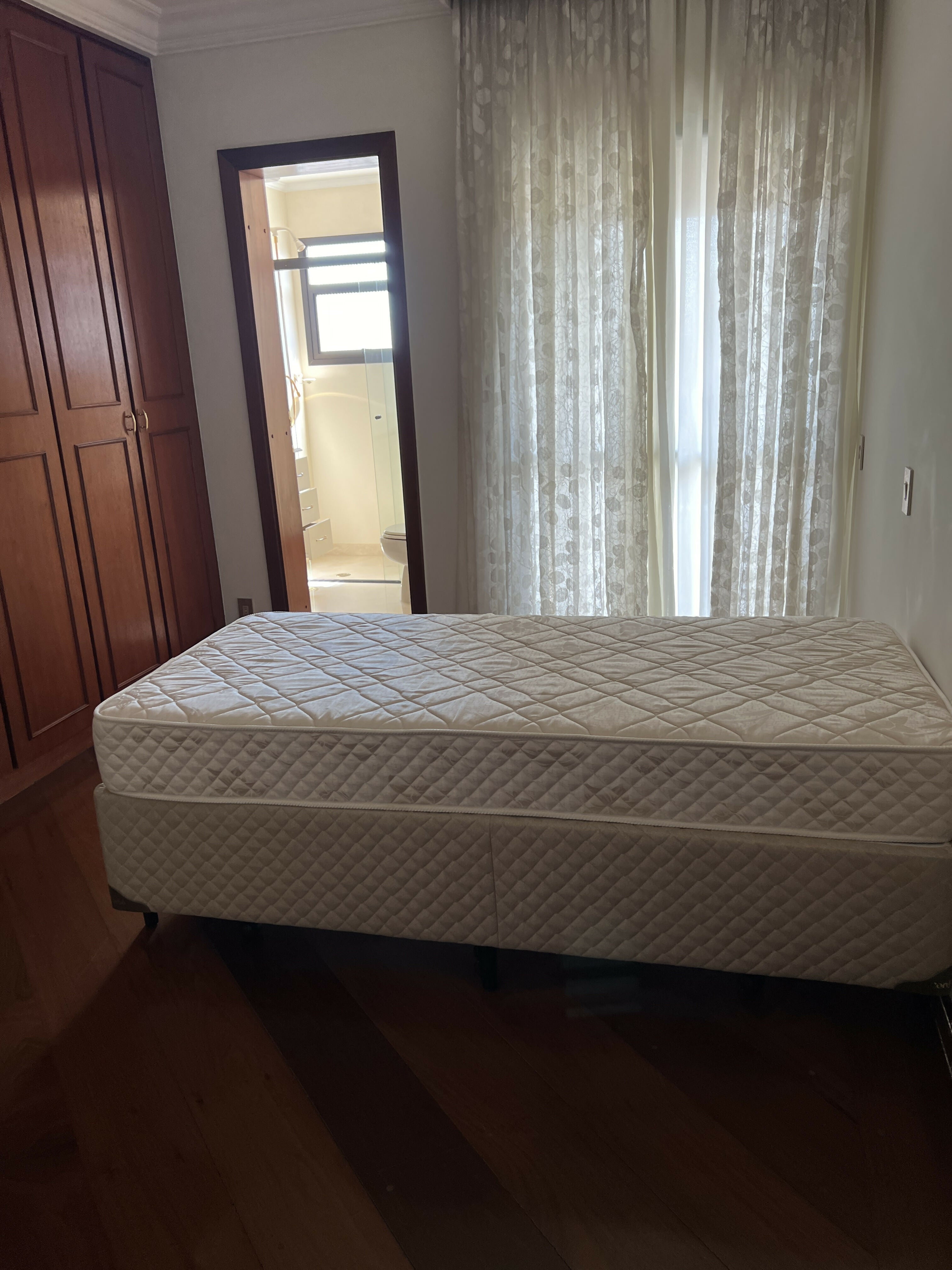 Cama box Copel
