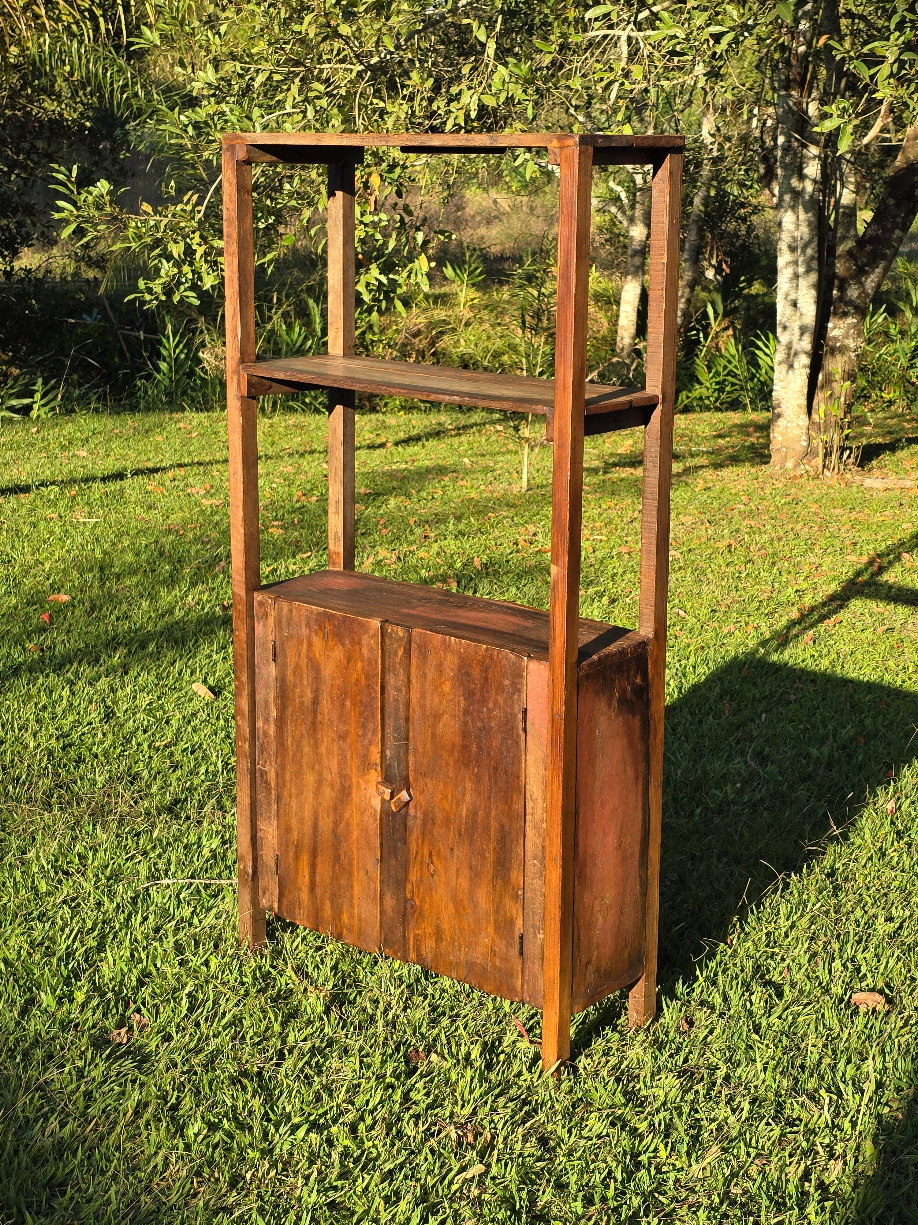 Armário Antigo Madeira Maciça Garimpo Mineiro