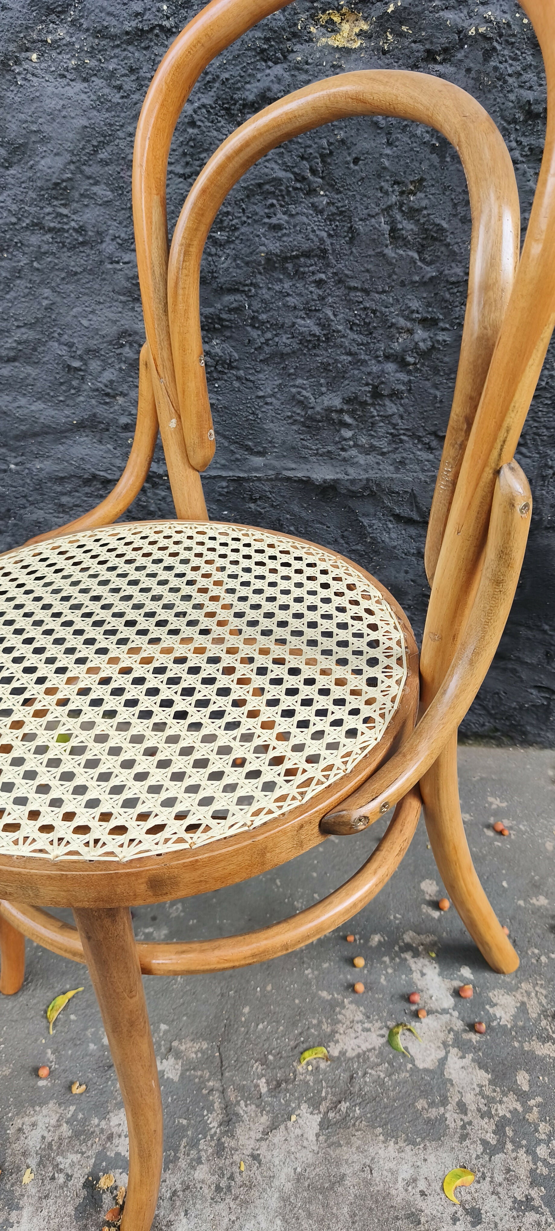 Quarteto de Cadeiras Thonart modelo Thonet