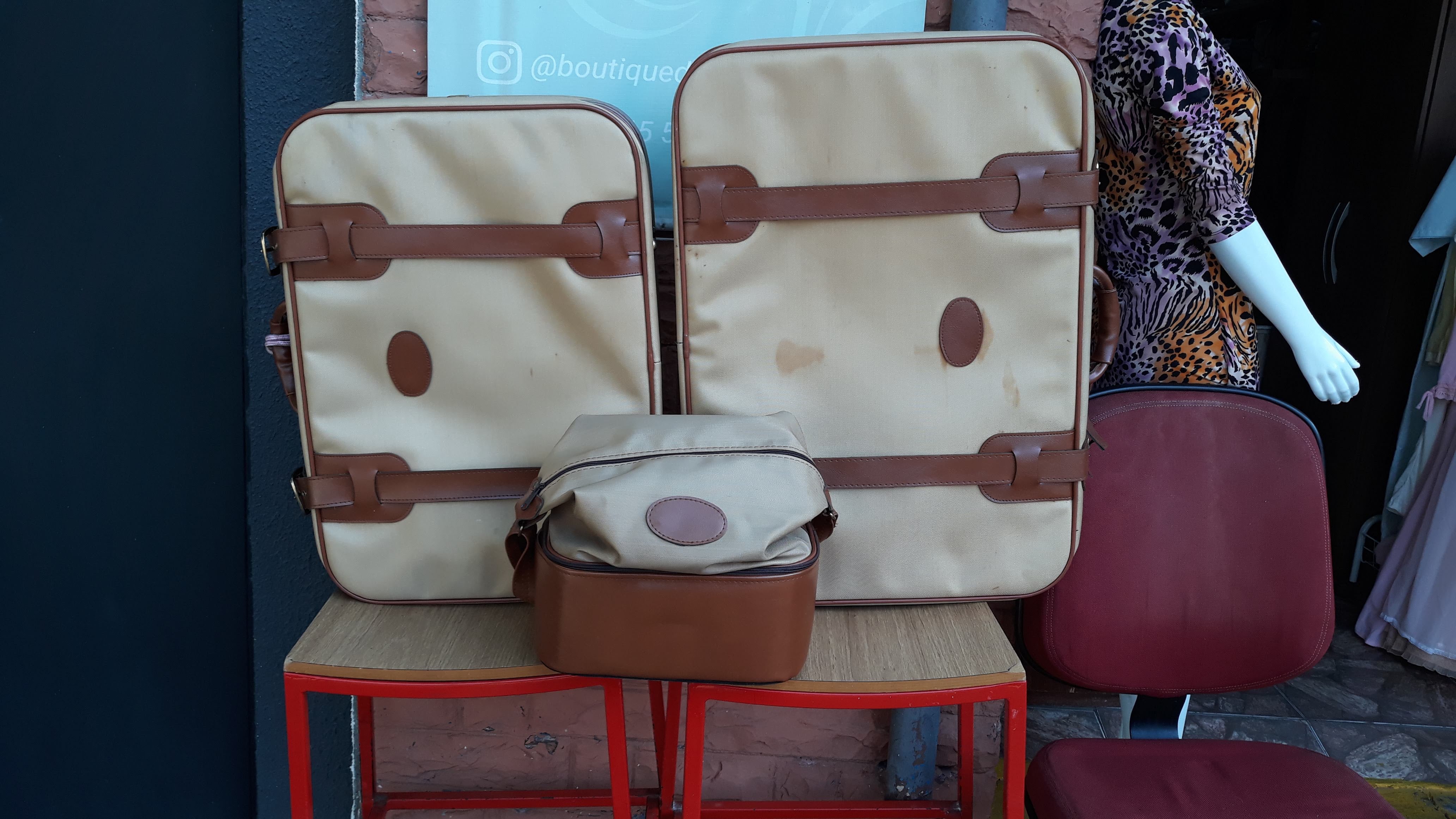 Kit 02 Malas e 01 Frasqueira Primicia