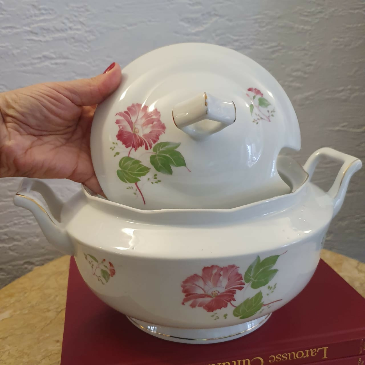 Sopeira em porcelana vintage Steatita. Maravilhosa!