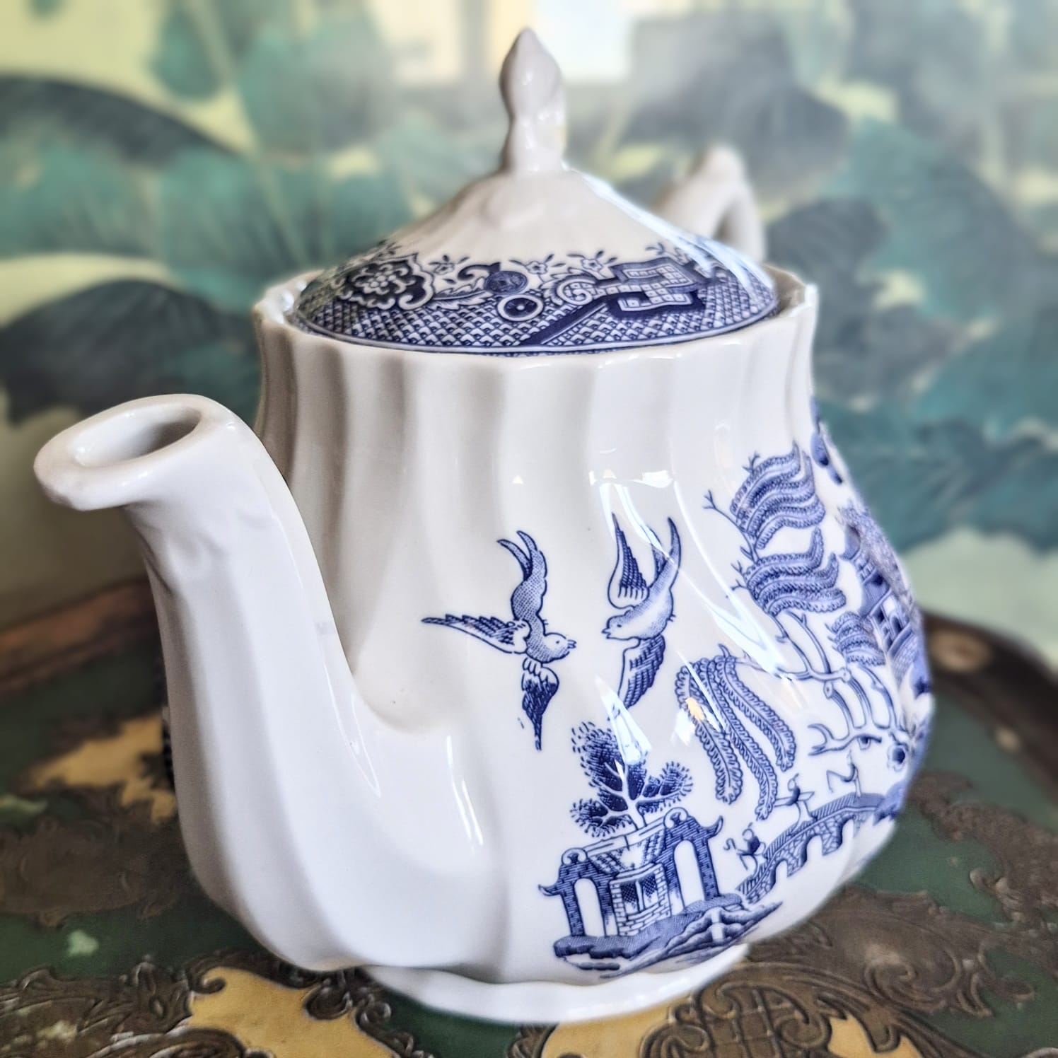  Bule em porcelana inglesa Wessex, padrão Blue Willow,  anos 80, como novo.