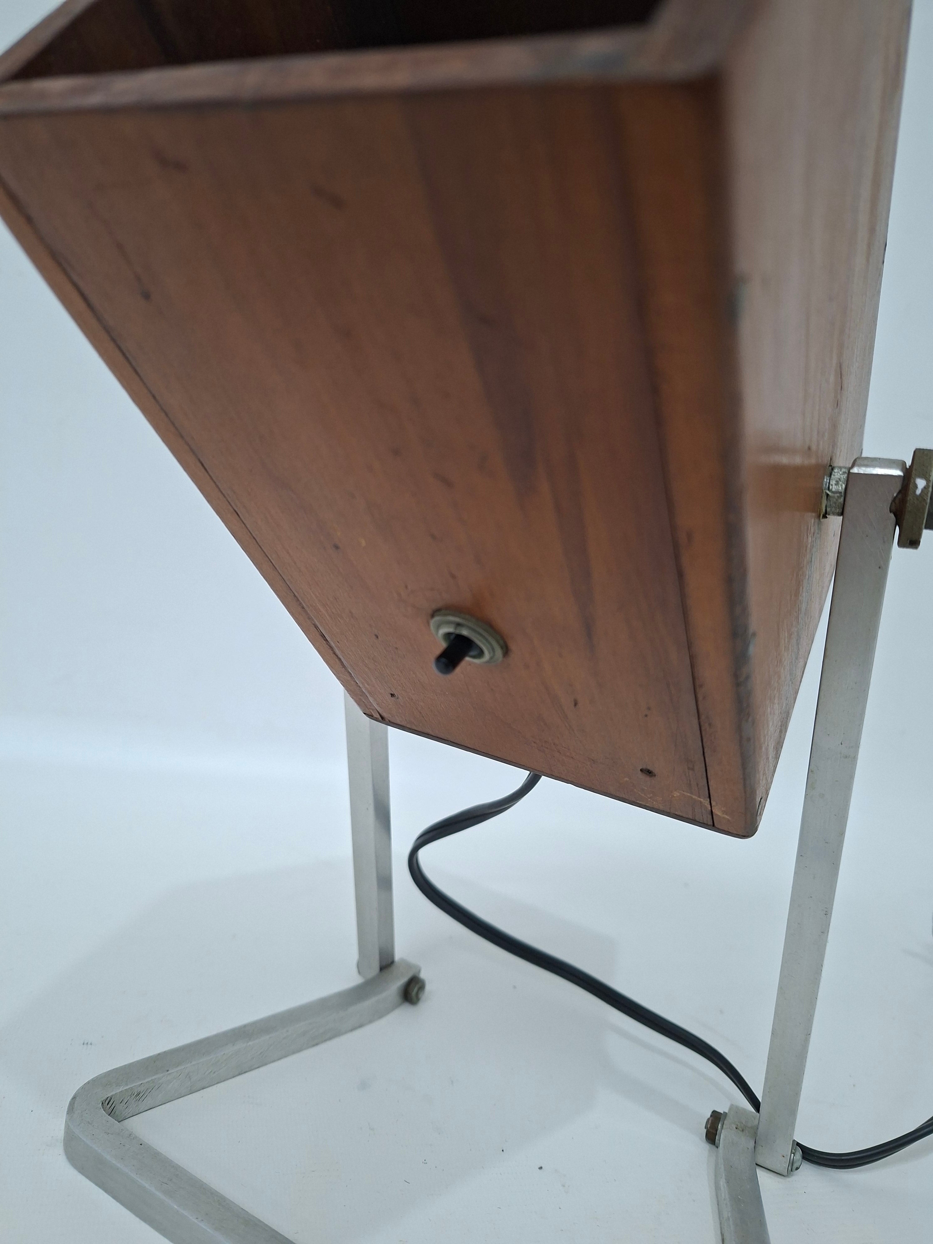 Luminária retangular Vintage de Mesa em alumínio e madeira 