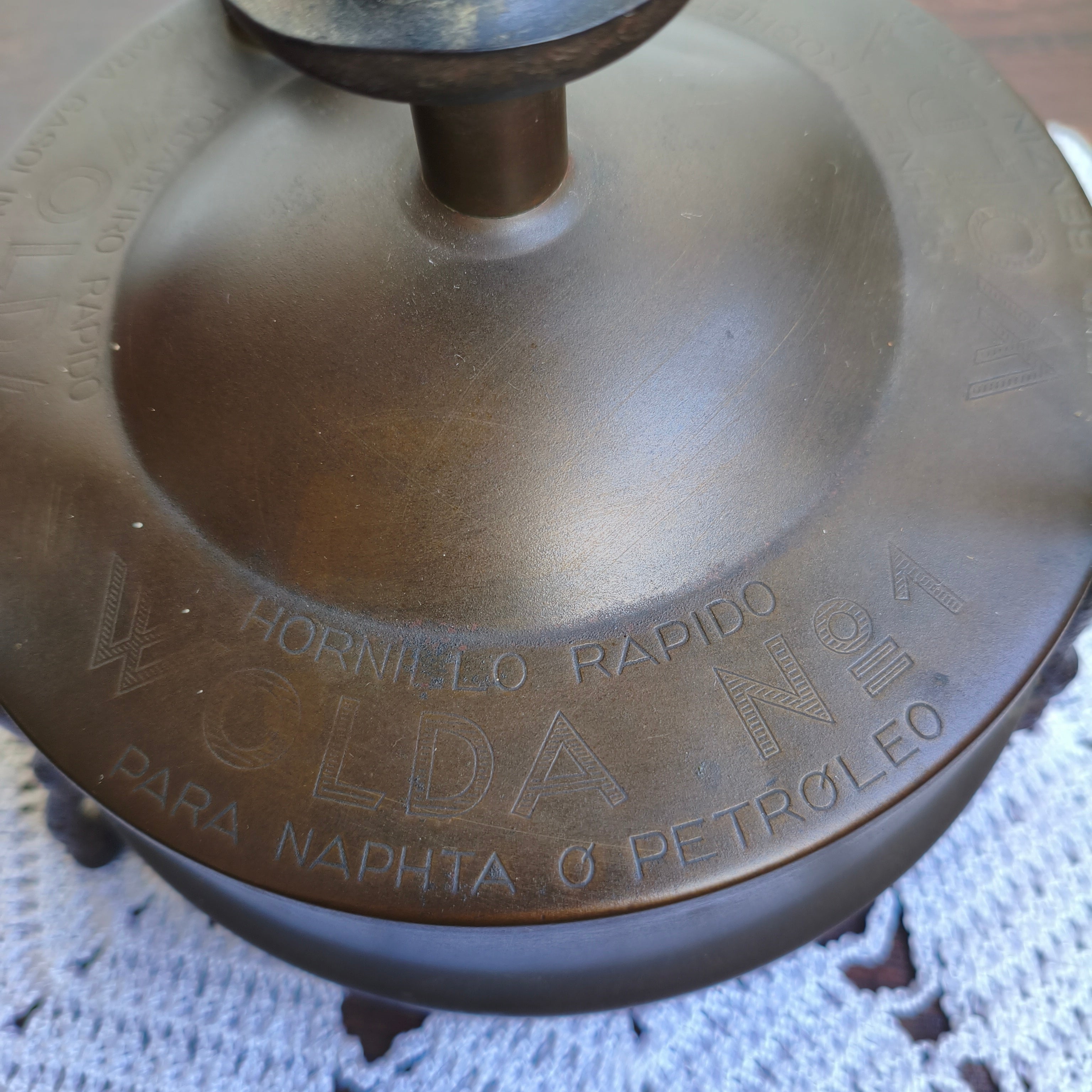 Fogareiro de pressão a querosene