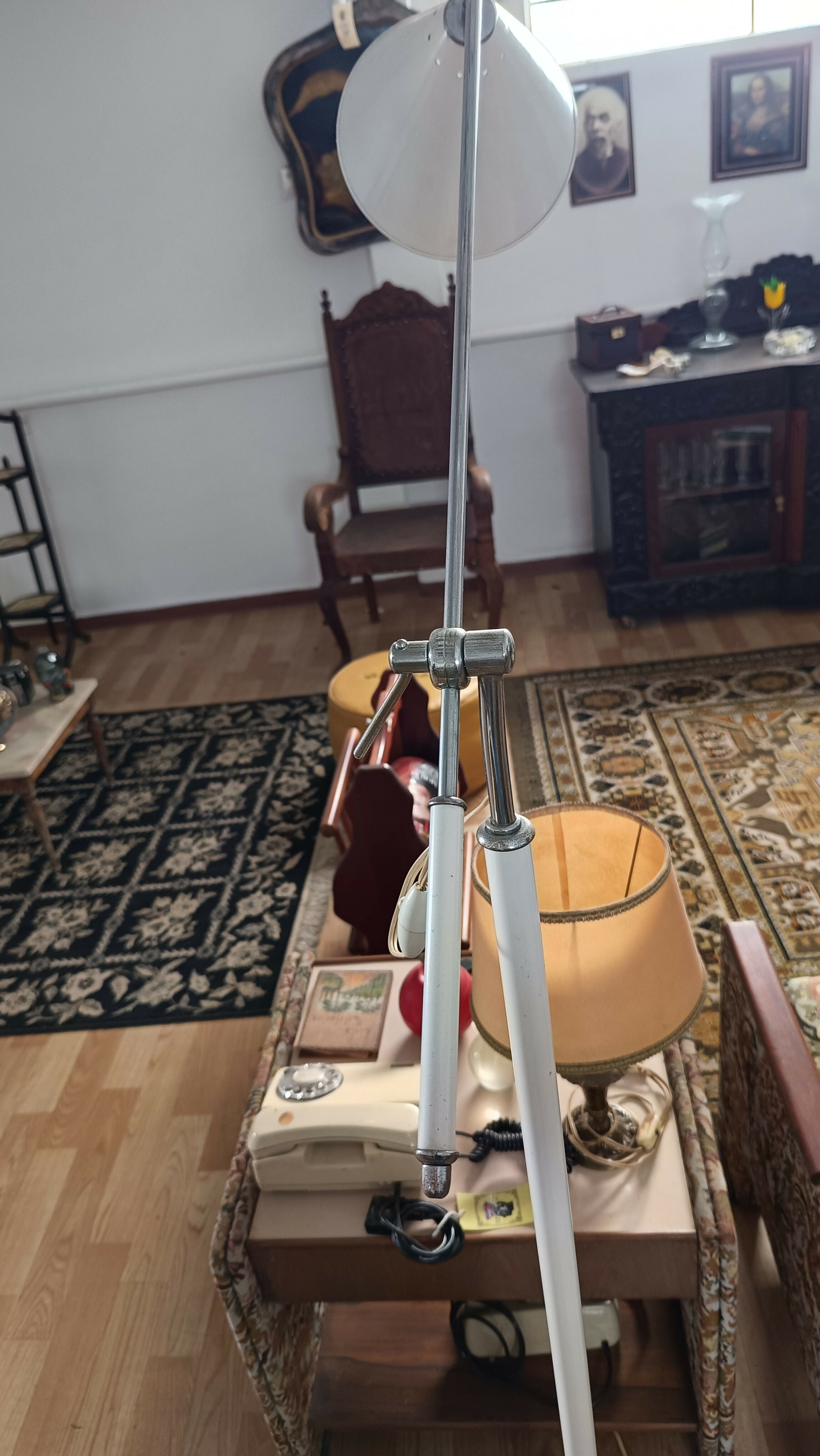 LUMINÁRIA PEDESTAL ANOS 60