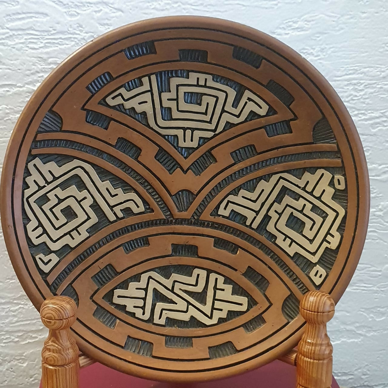 Pratos decorativos em cerâmica marajoara. Impecáveis! (valor unitário)