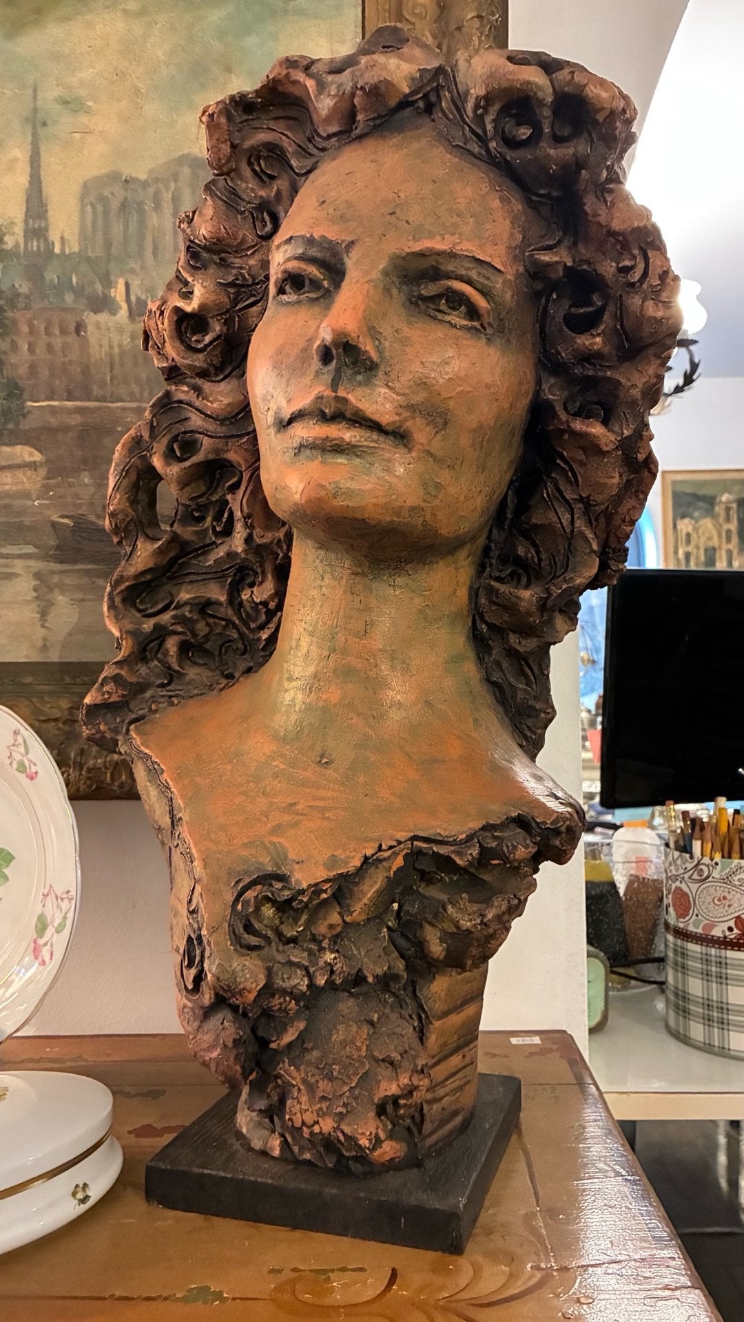 Busto Feminino em Terracota