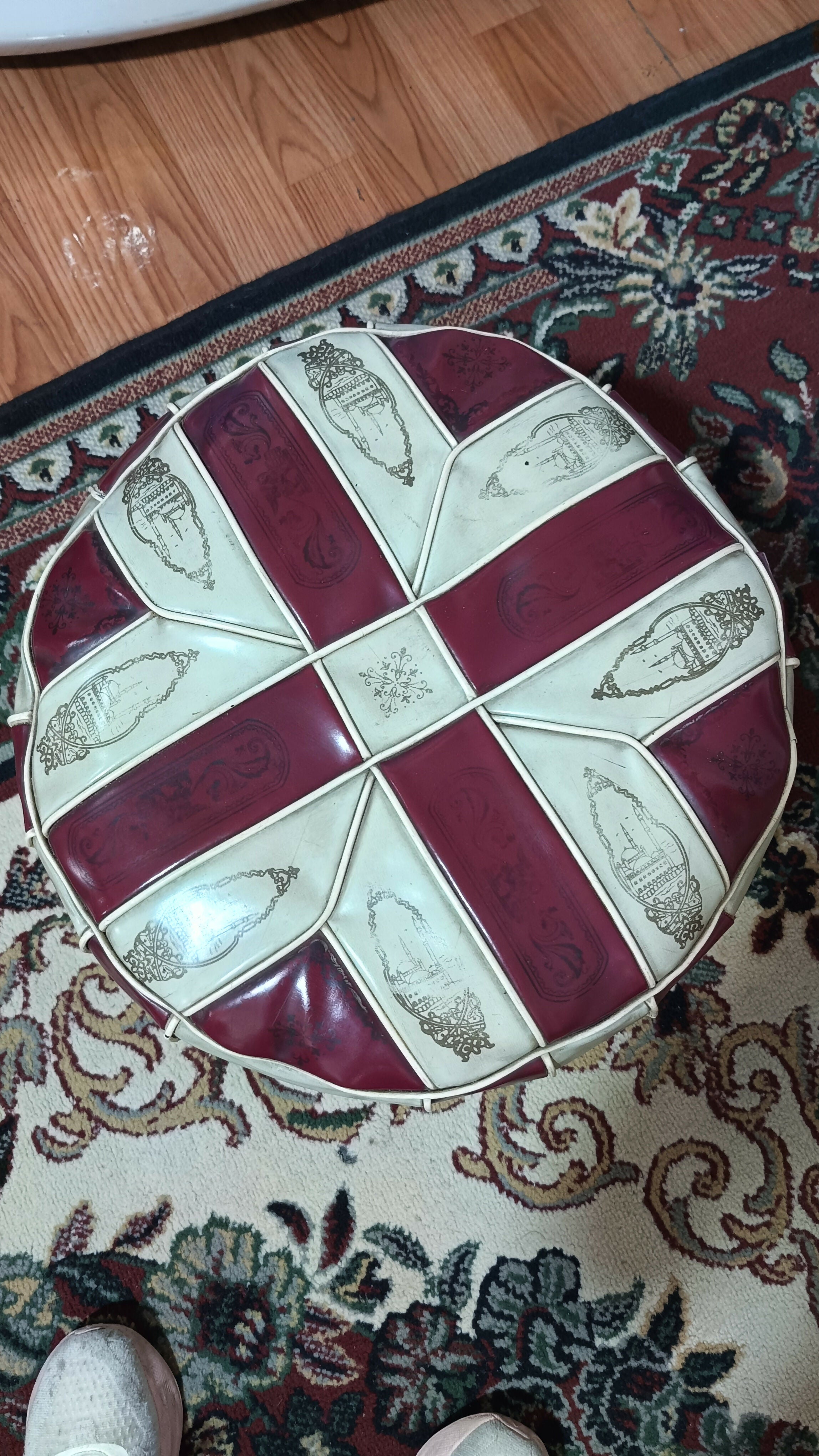 Puff anos 60 impecável