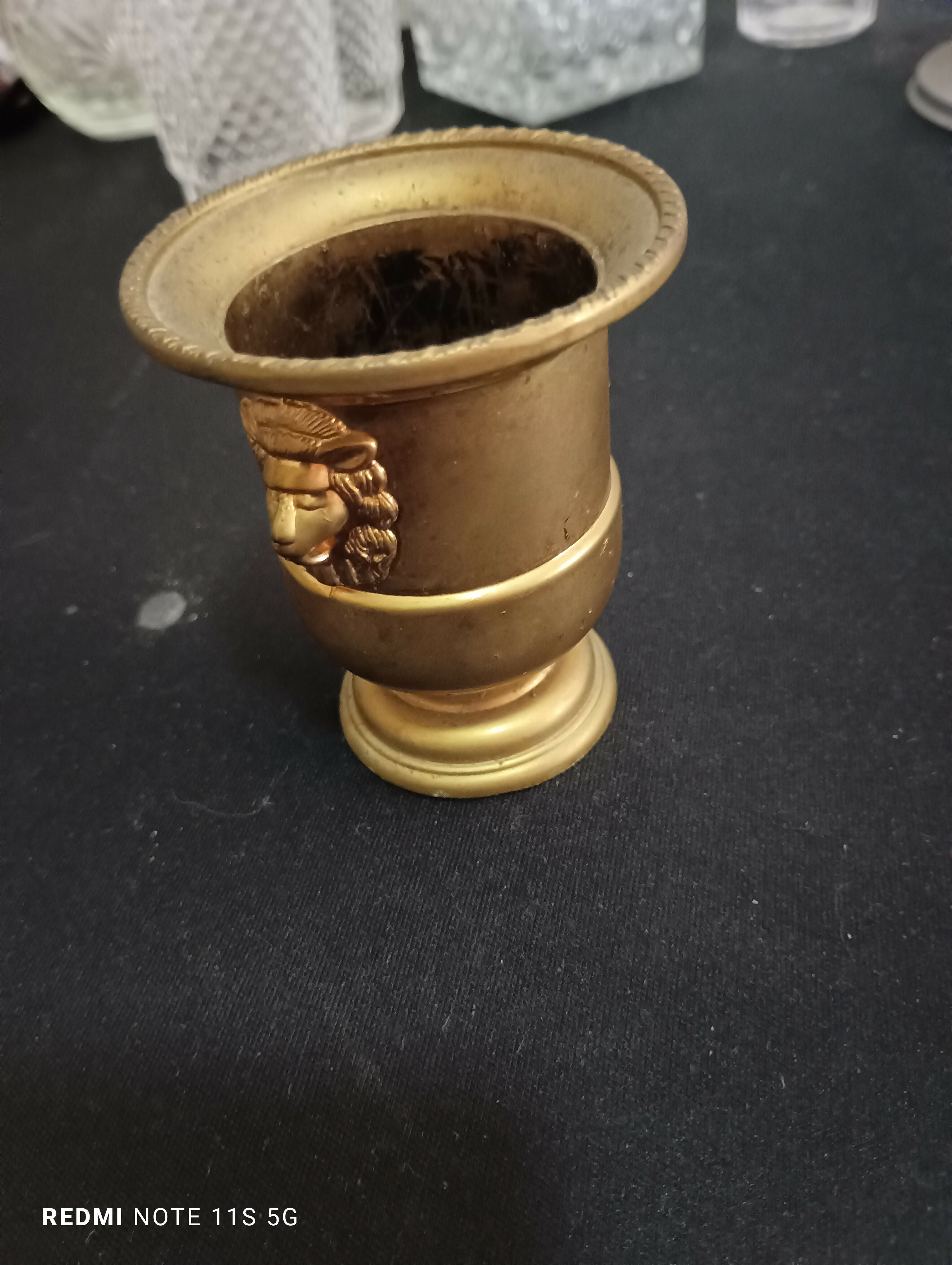 Paliteiro dourado